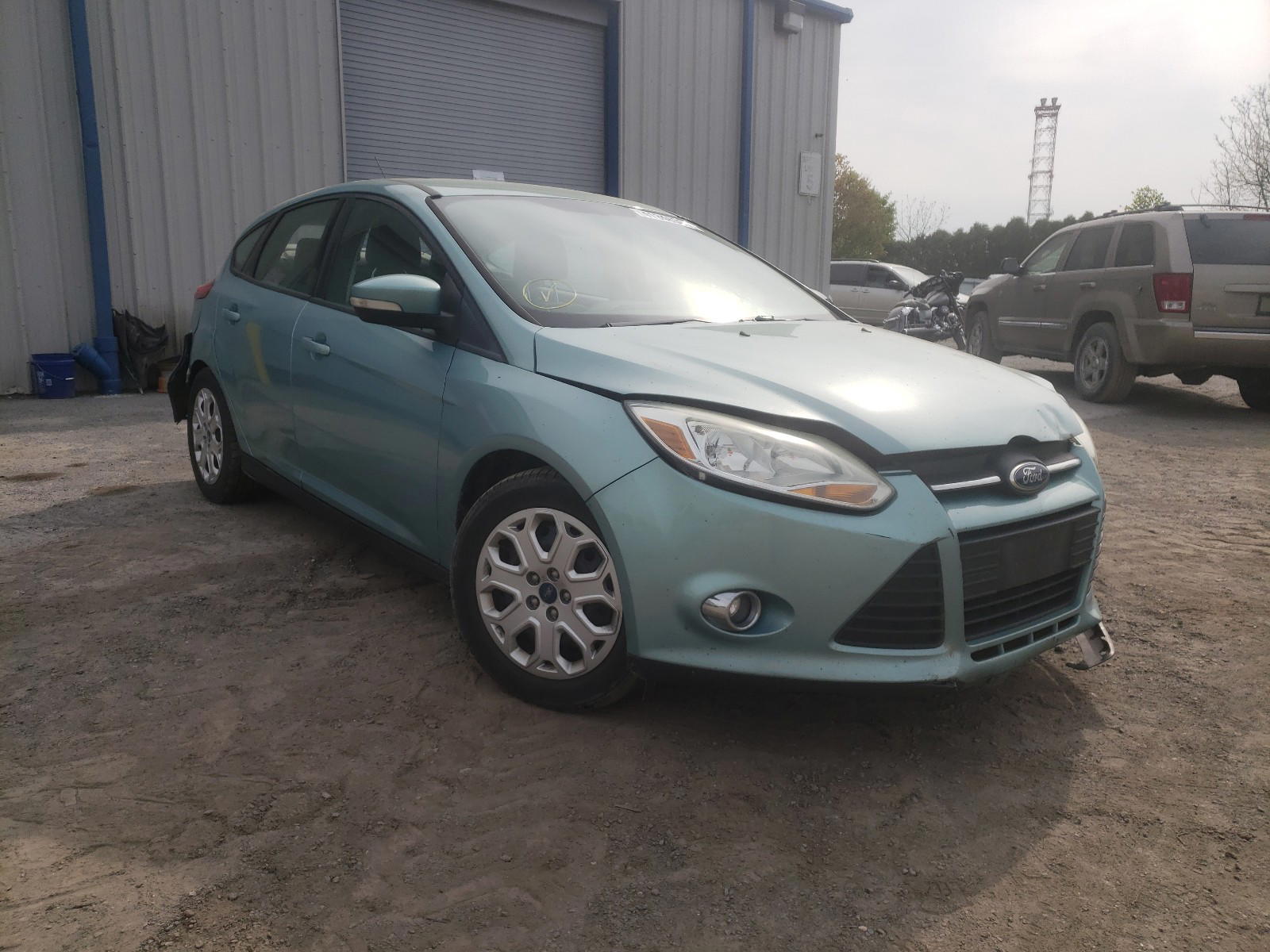 FORD FOCUS SE 2012 with VIN 1FAHP3K27CL105335 - Photo from auction