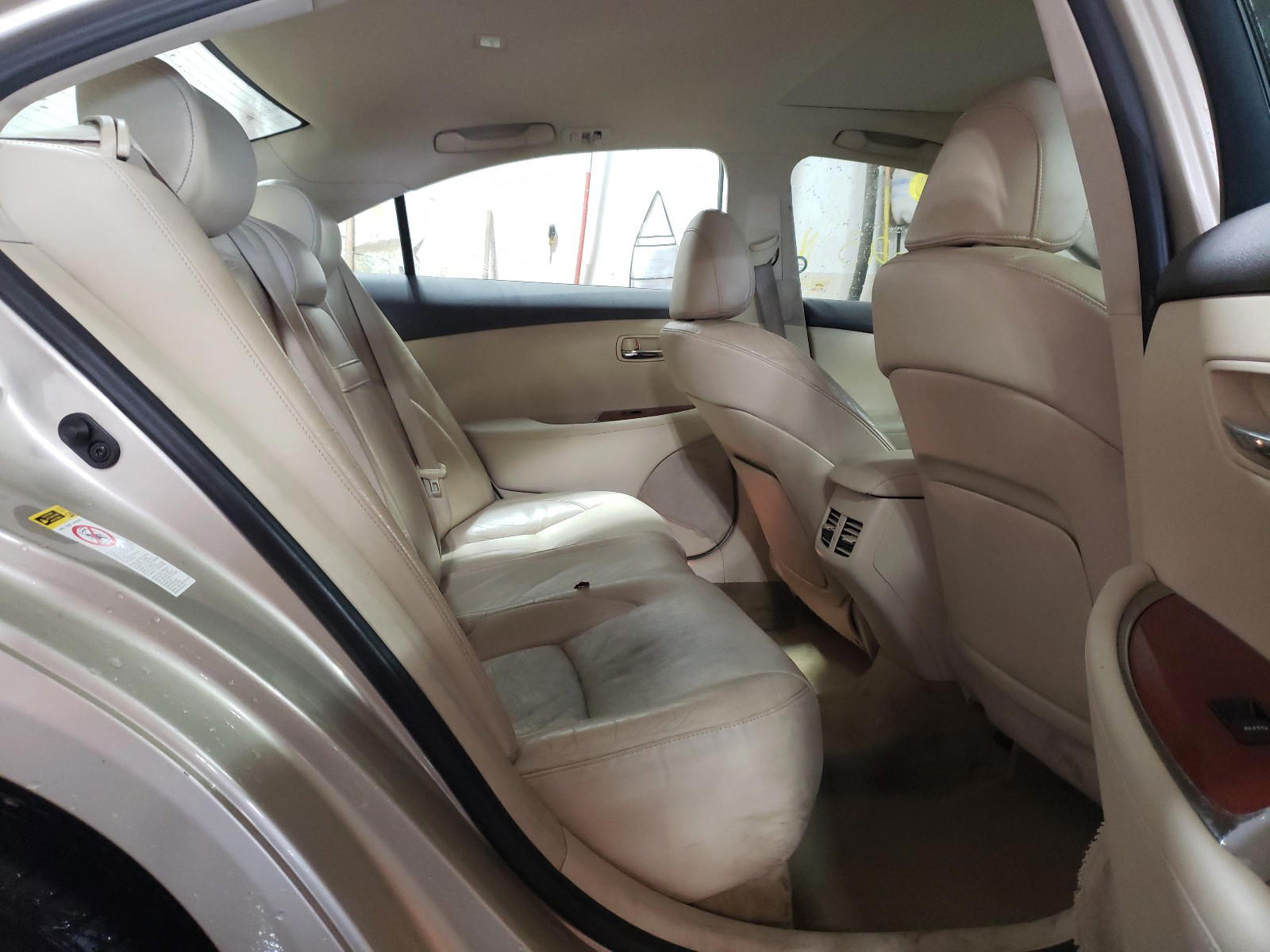 Photo 6 from auction – 2010 LEXUS ES 350 with VIN JTHBK1EG9A2347409