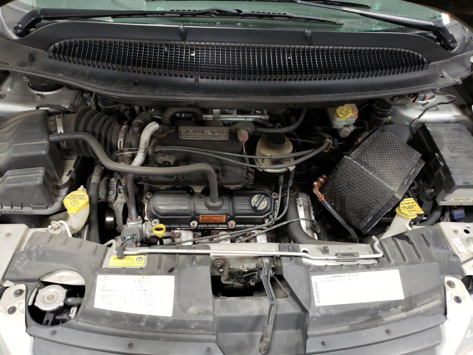 Photo 7 from auction – 2005 DODGE GRAND CARA with VIN 2D4GP44L55R600101