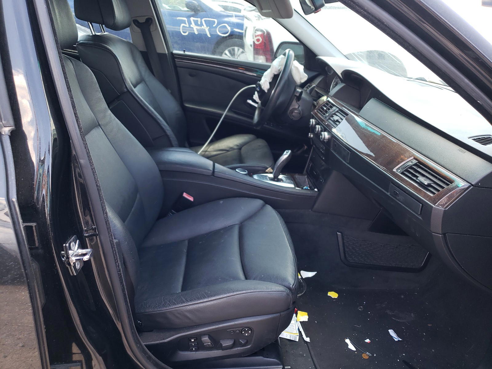 Photo 5 from auction – 2008 BMW 528 I with VIN WBANU53538CT16353