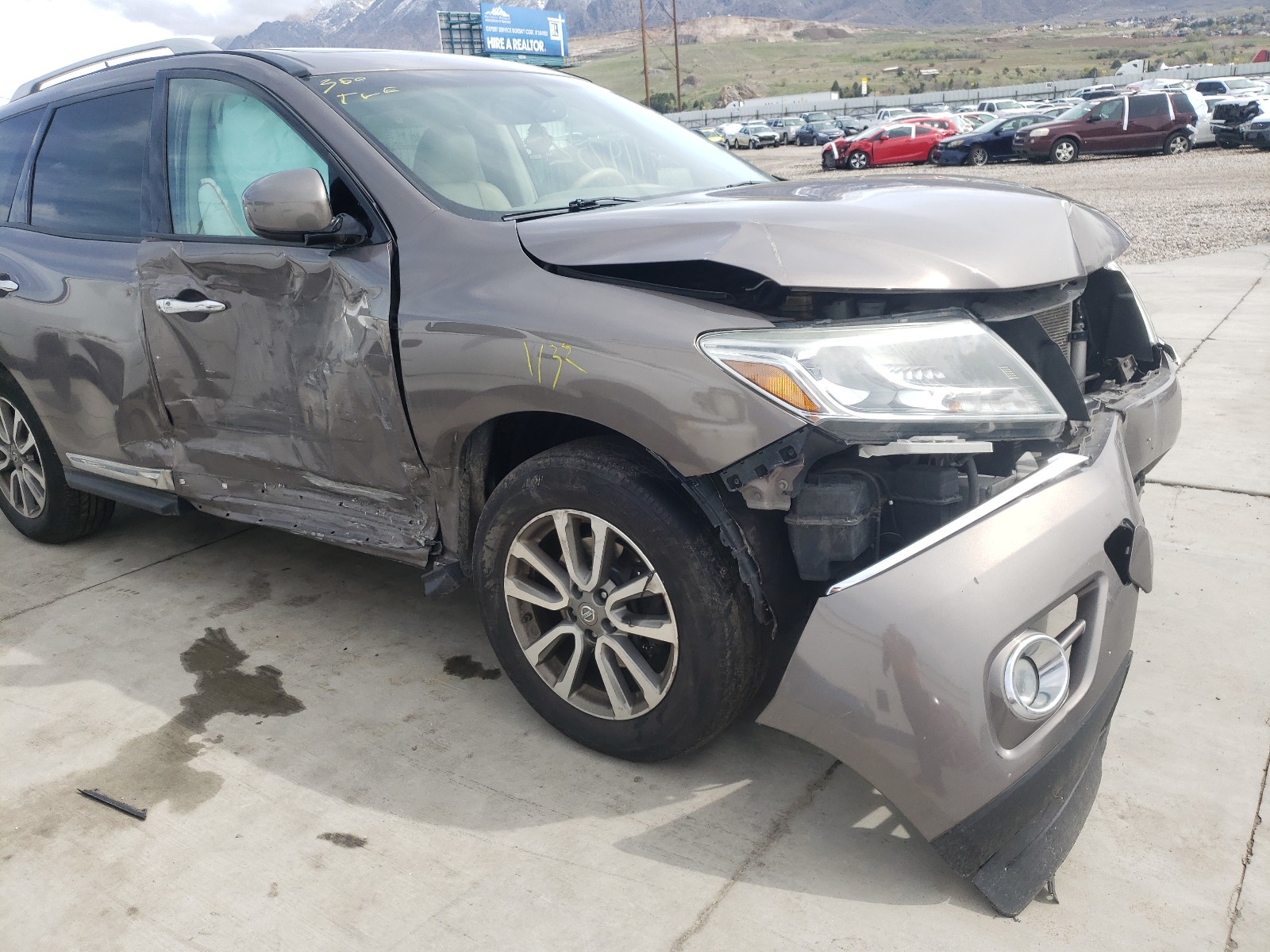 Photo 9 from auction – 2013 NISSAN PATHFINDER with VIN 5N1AR2MM7DC632433