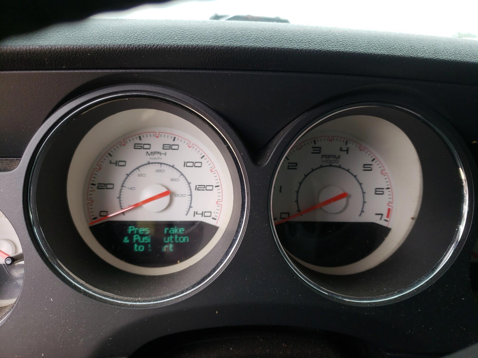 Photo 8 from auction – 2013 DODGE CHALLENGER with VIN 2C3CDYAG0DH520944