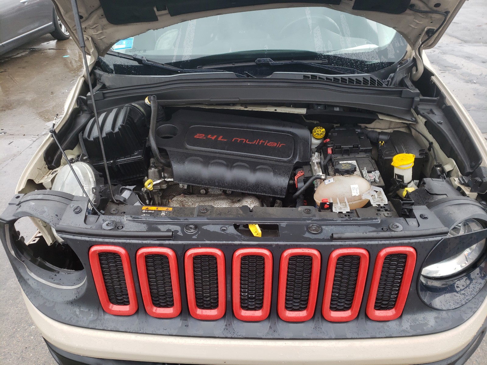 Photo 7 from auction – 2016 JEEP RENEGADE T with VIN ZACCJBCT8GPD55188