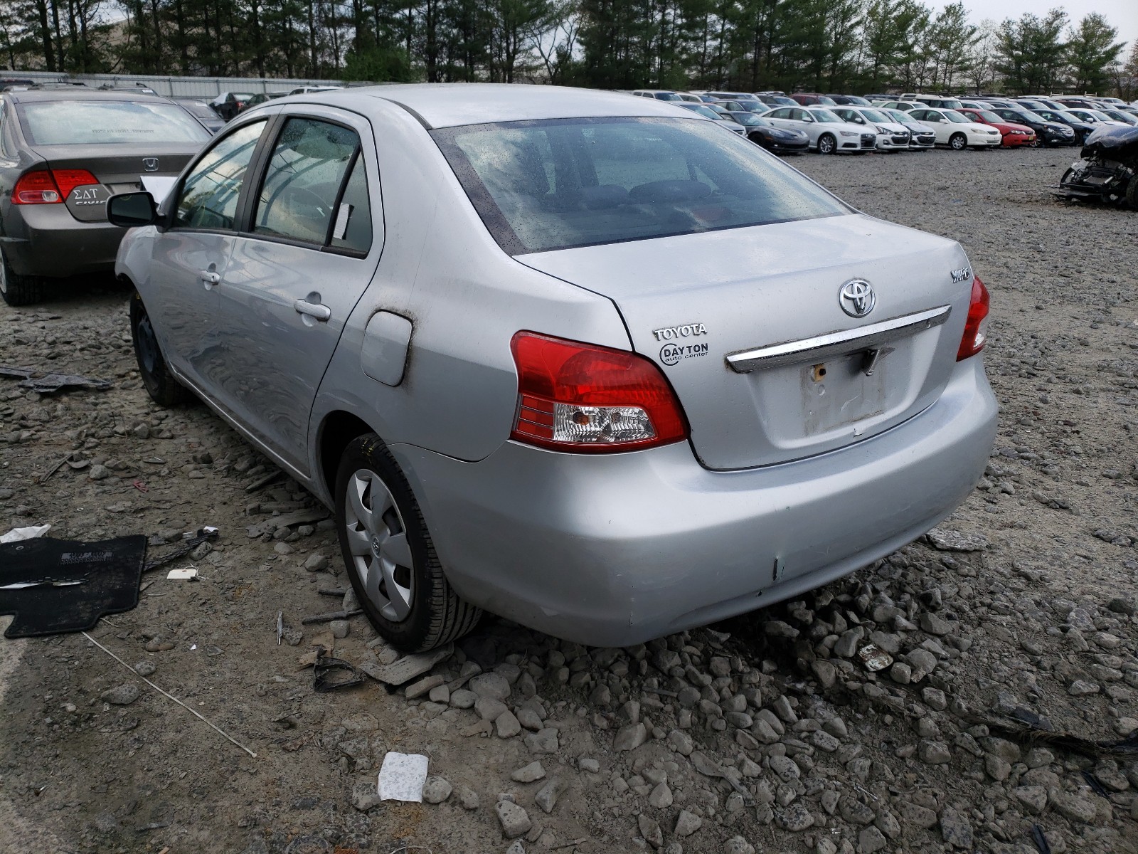 Photo 3 from auction – 2007 TOYOTA YARIS with VIN JTDBT923371044817