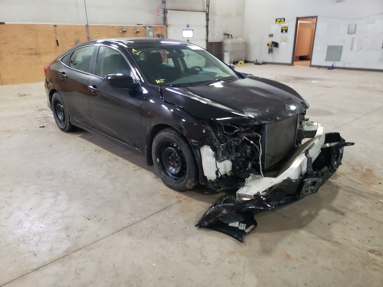 HONDA CIVIC LX 2016 with VIN 2HGFC2F51GH025545 - Photo from auction