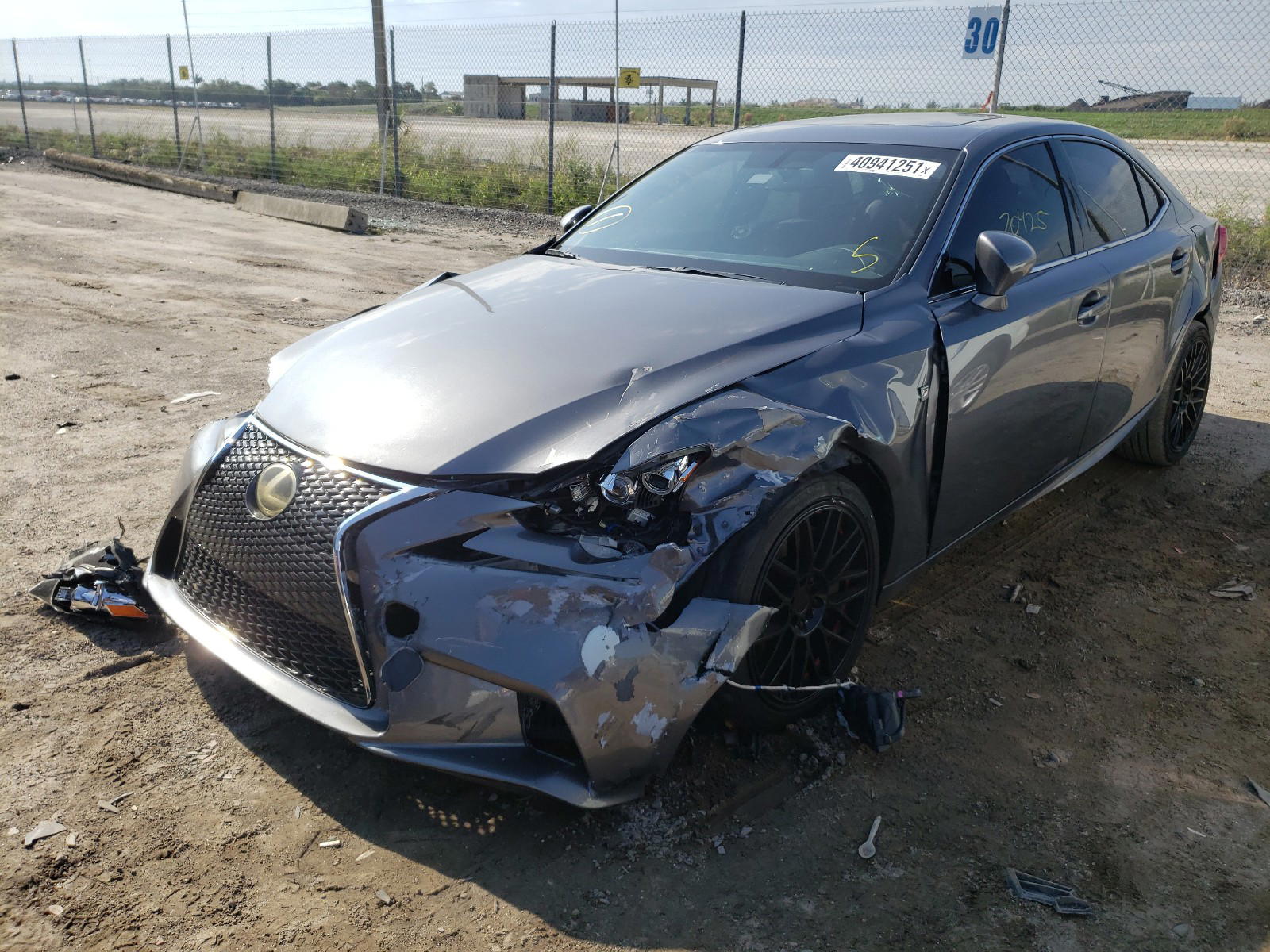 Photo 2 from auction – 2016 LEXUS IS 200T with VIN JTHBA1D26G5018604