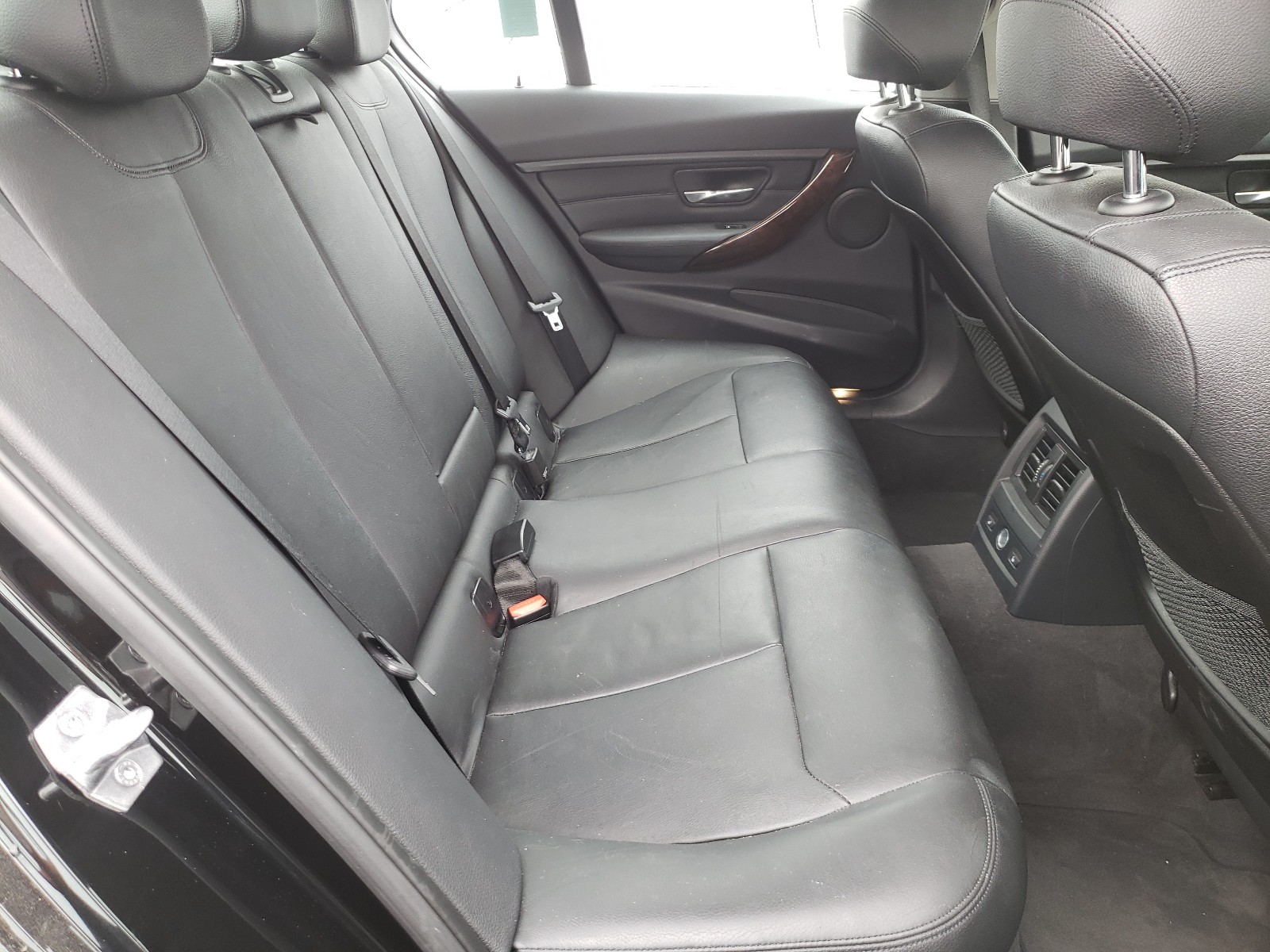 Photo 6 from auction – 2014 BMW 328 XI with VIN WBA3B3G57ENR84250