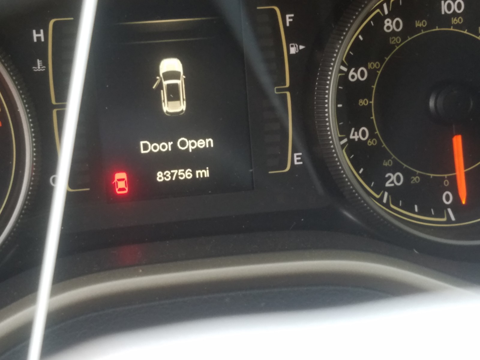 Photo 8 from auction – 2018 JEEP CHEROKEE L with VIN 1C4PJMCB0JD614802