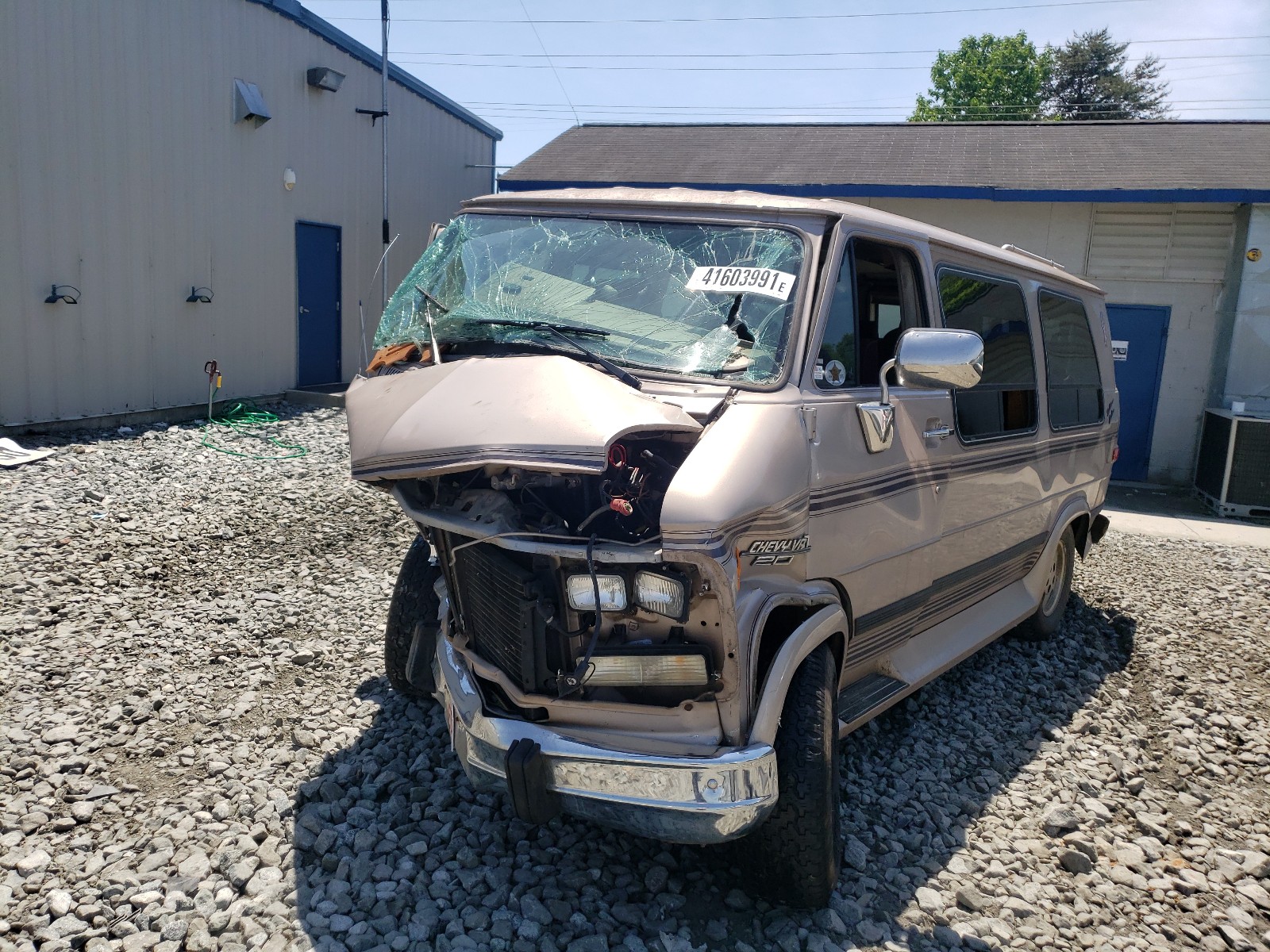 Photo 2 from auction – 1994 CHEVROLET G20 with VIN 1GBEG25KXRF123455
