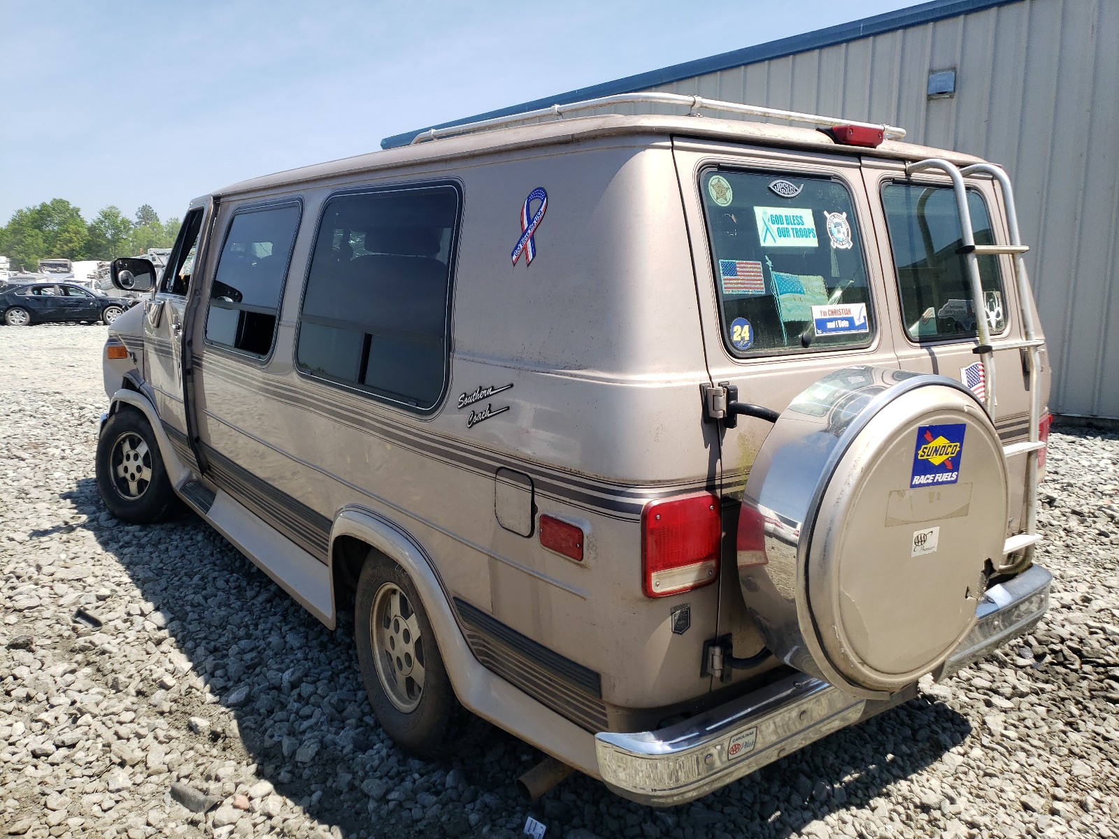 Photo 3 from auction – 1994 CHEVROLET G20 with VIN 1GBEG25KXRF123455