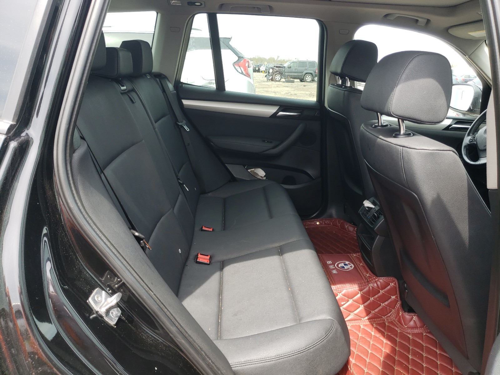 Photo 6 from auction – 2012 BMW X3 XDRIVE2 with VIN 5UXWX5C56CL721905
