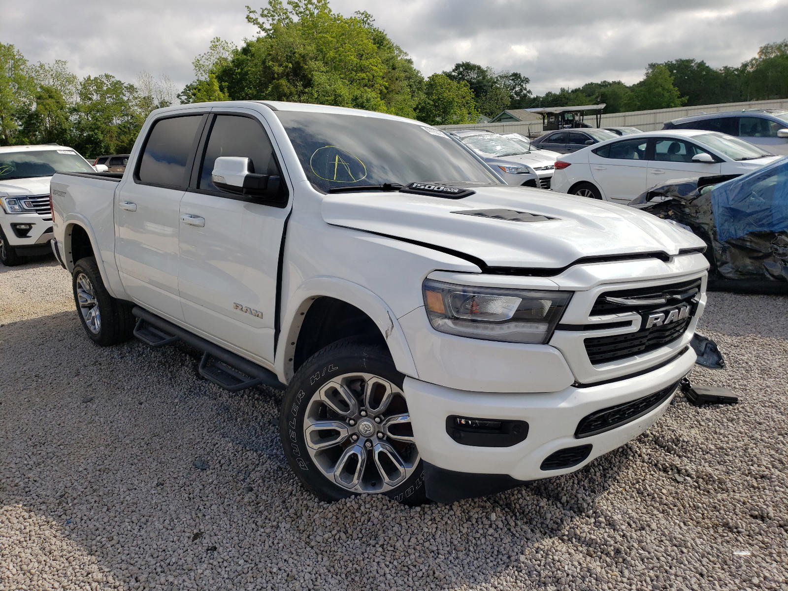 RAM 1500 LARAM 2019 with VIN 1C6SRFJT0KN925370 - Photo from auction