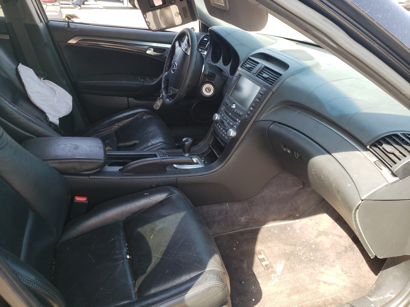 Photo 5 from auction – 2004 ACURA TL with VIN 19UUA66224A056775