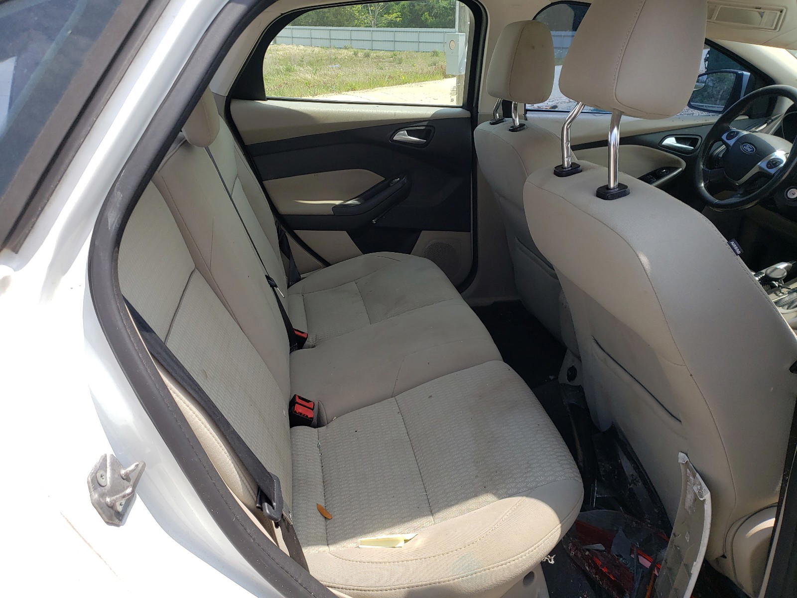 Photo 6 from auction – 2012 FORD FOCUS SEL with VIN 1FAHP3H26CL163217