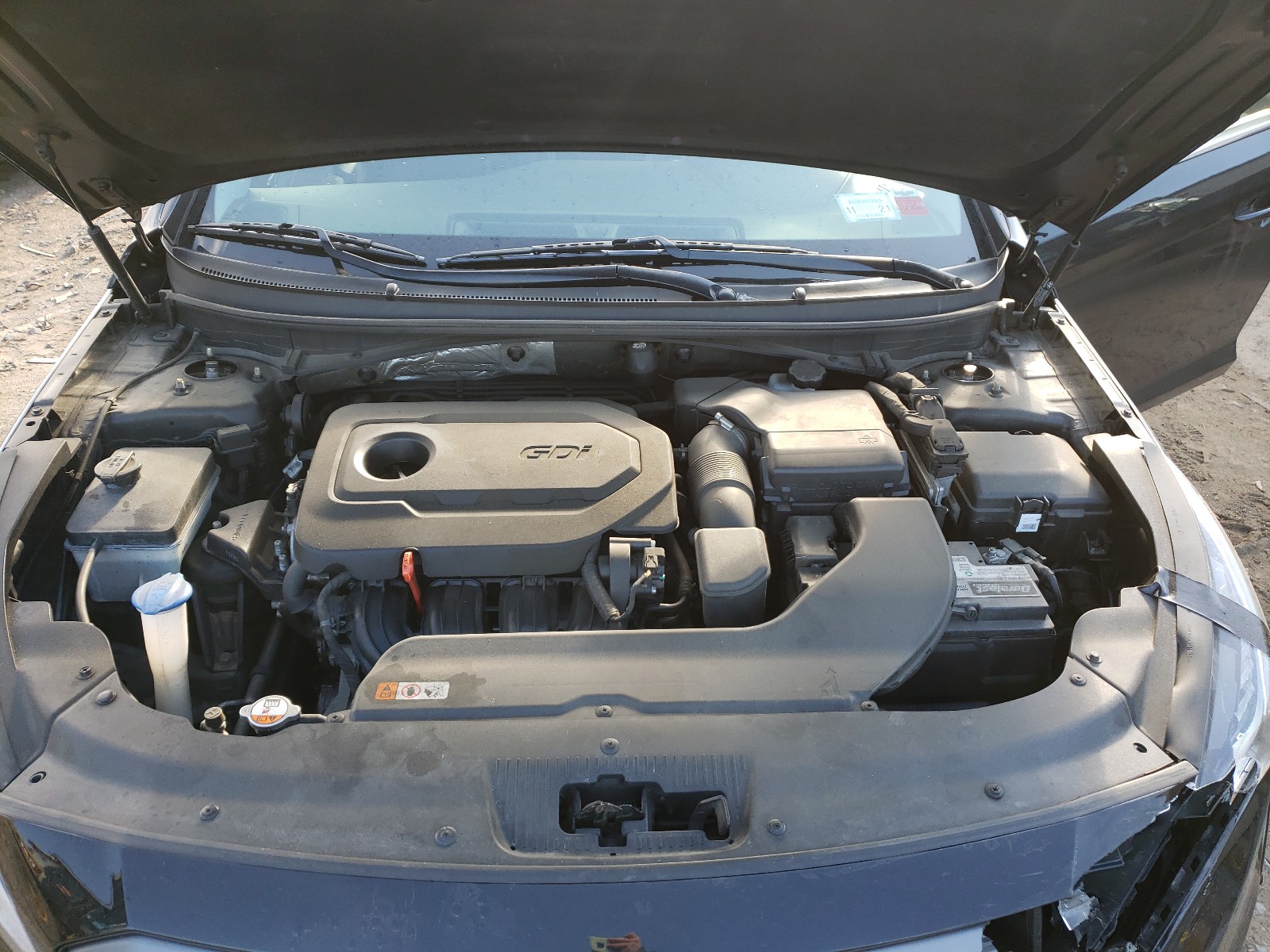 Photo 7 from auction – 2016 HYUNDAI SONATA SPO with VIN 5NPE34AF4GH312911