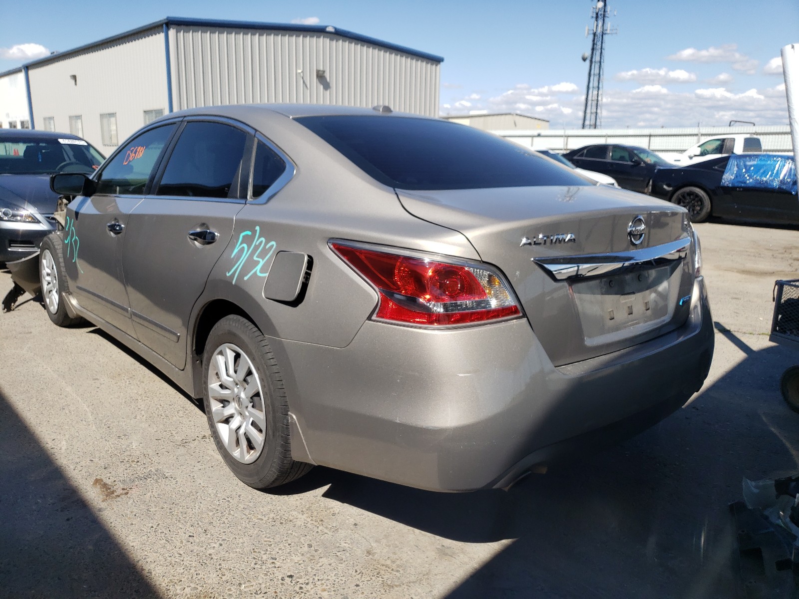 Photo 3 from auction – 2014 NISSAN ALTIMA 2.5 with VIN 1N4AL3AP0EN354111
