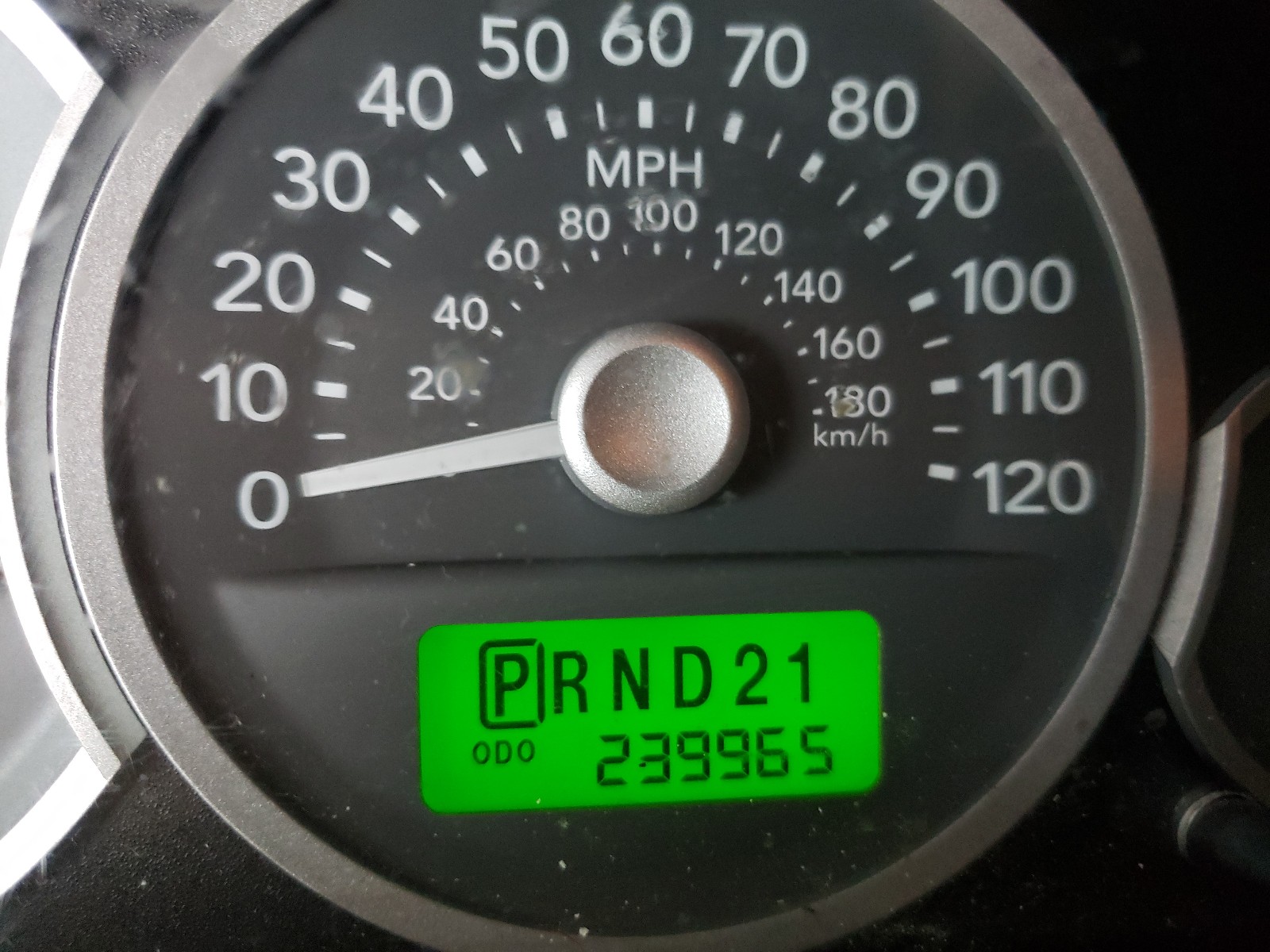 Photo 8 from auction – 2007 MERCURY MARINER LU with VIN 4M2CU81147KJ01073
