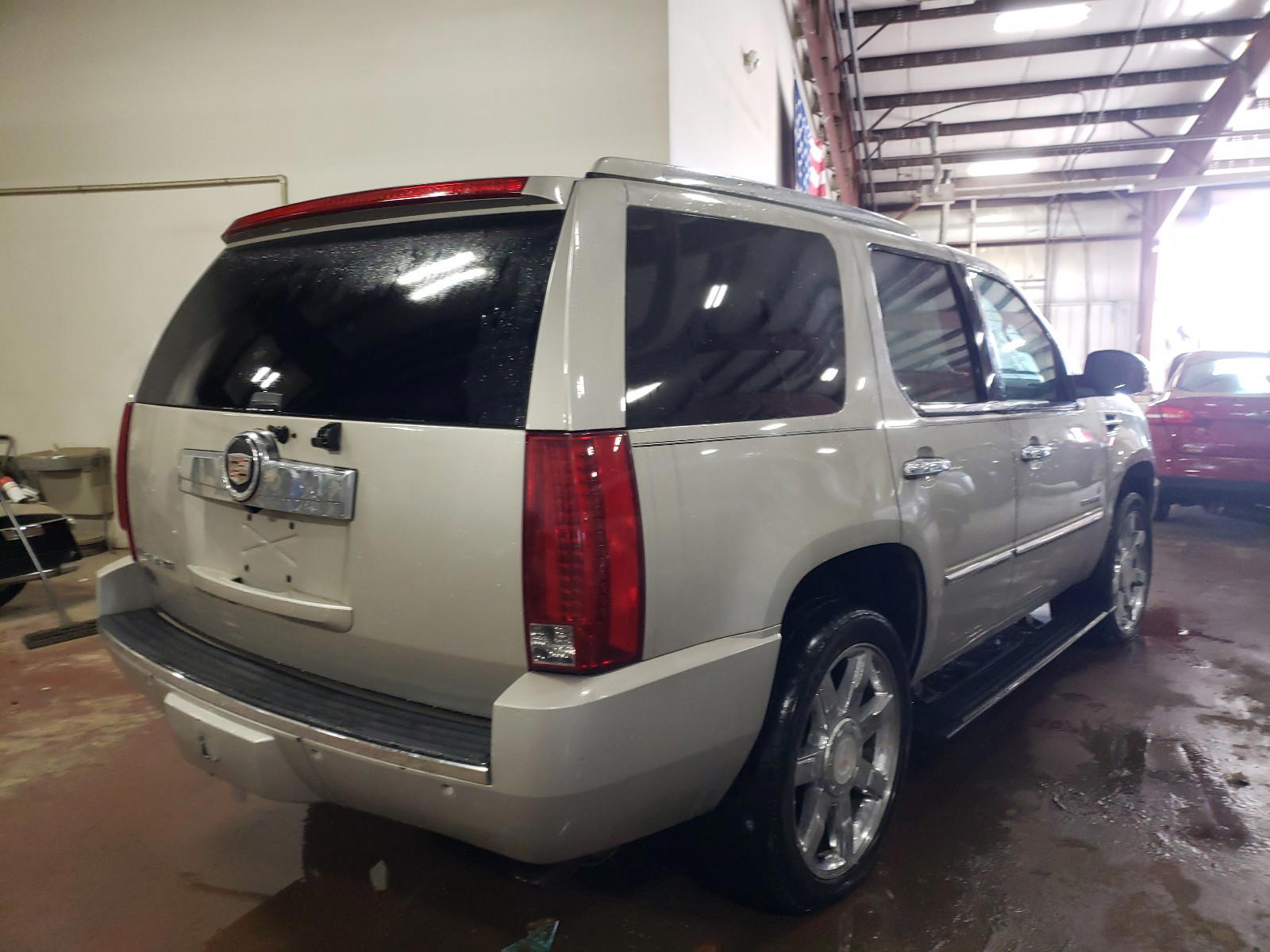 Photo 4 from auction – 2007 CADILLAC ESCALADE L with VIN 1GYFK63807R326115