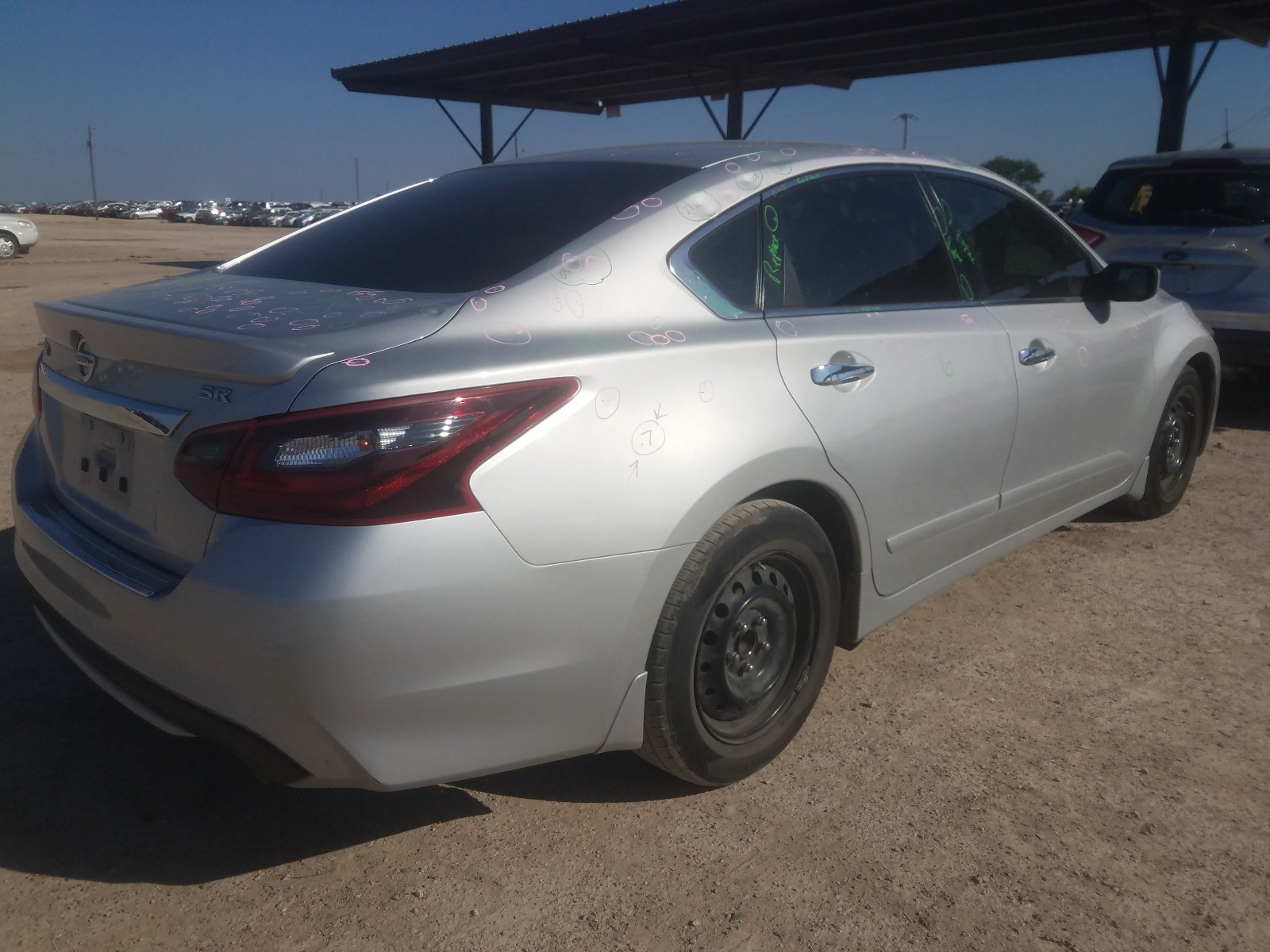 Photo 4 from auction – 2017 NISSAN ALTIMA 2.5 with VIN 1N4AL3AP2HC158008