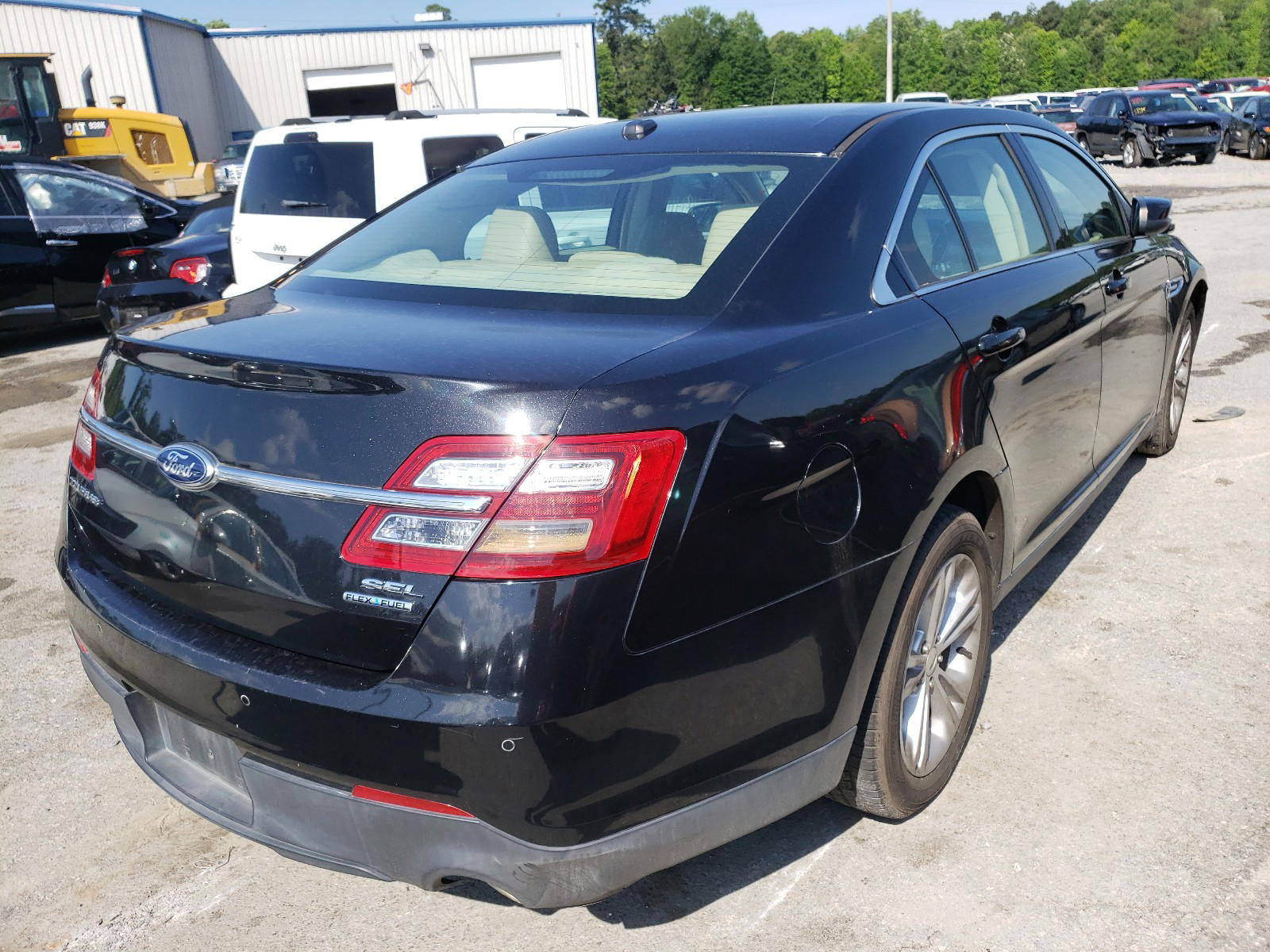 Photo 4 from auction – 2013 FORD TAURUS SEL with VIN 1FAHP2E82DG234894