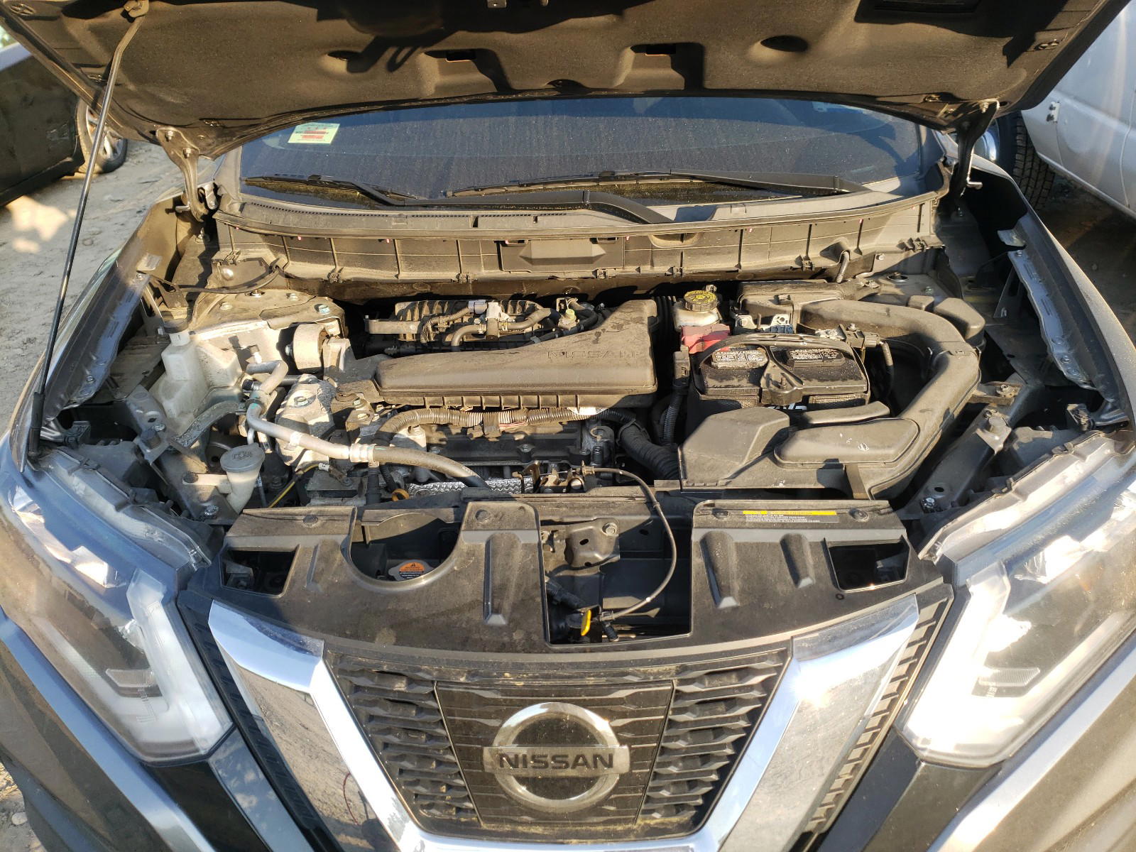 Photo 7 from auction – 2017 NISSAN ROGUE S with VIN KNMAT2MT9HP590049