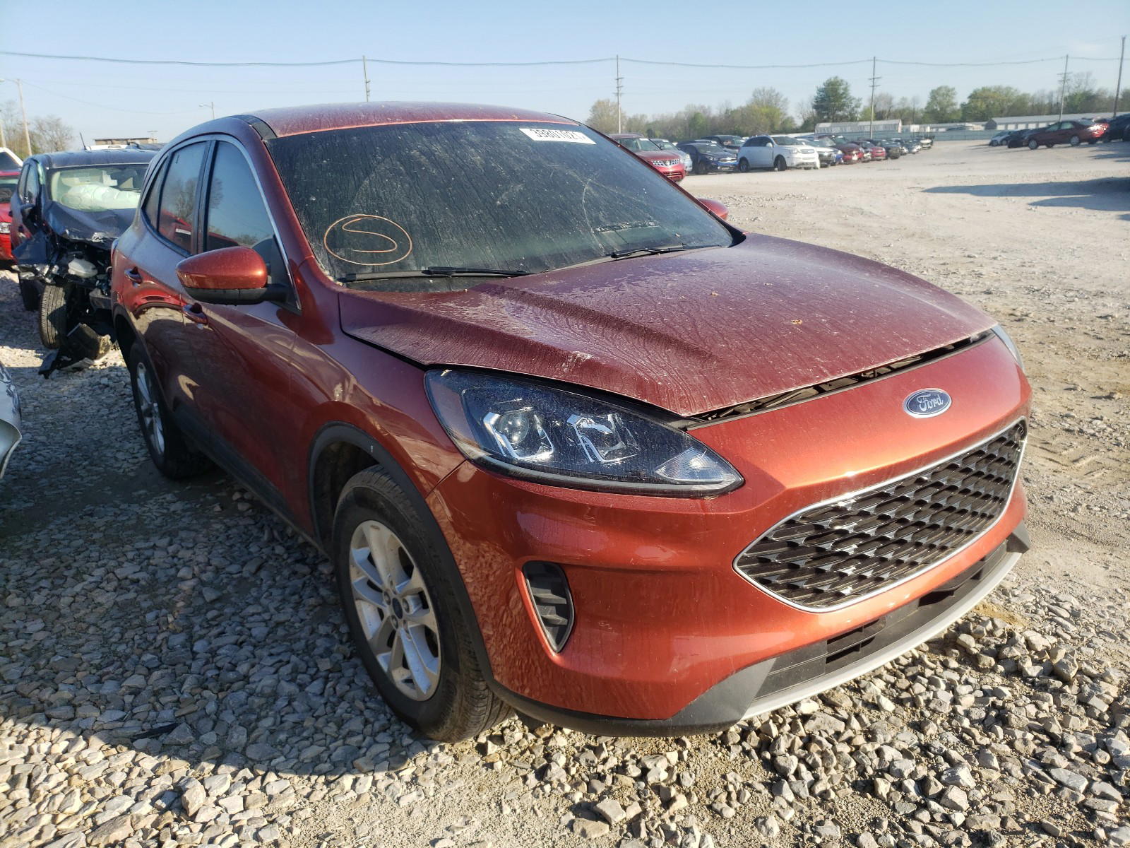 FORD ESCAPE SE 2020 with VIN 1FMCU9G68LUA68006 - Photo from auction