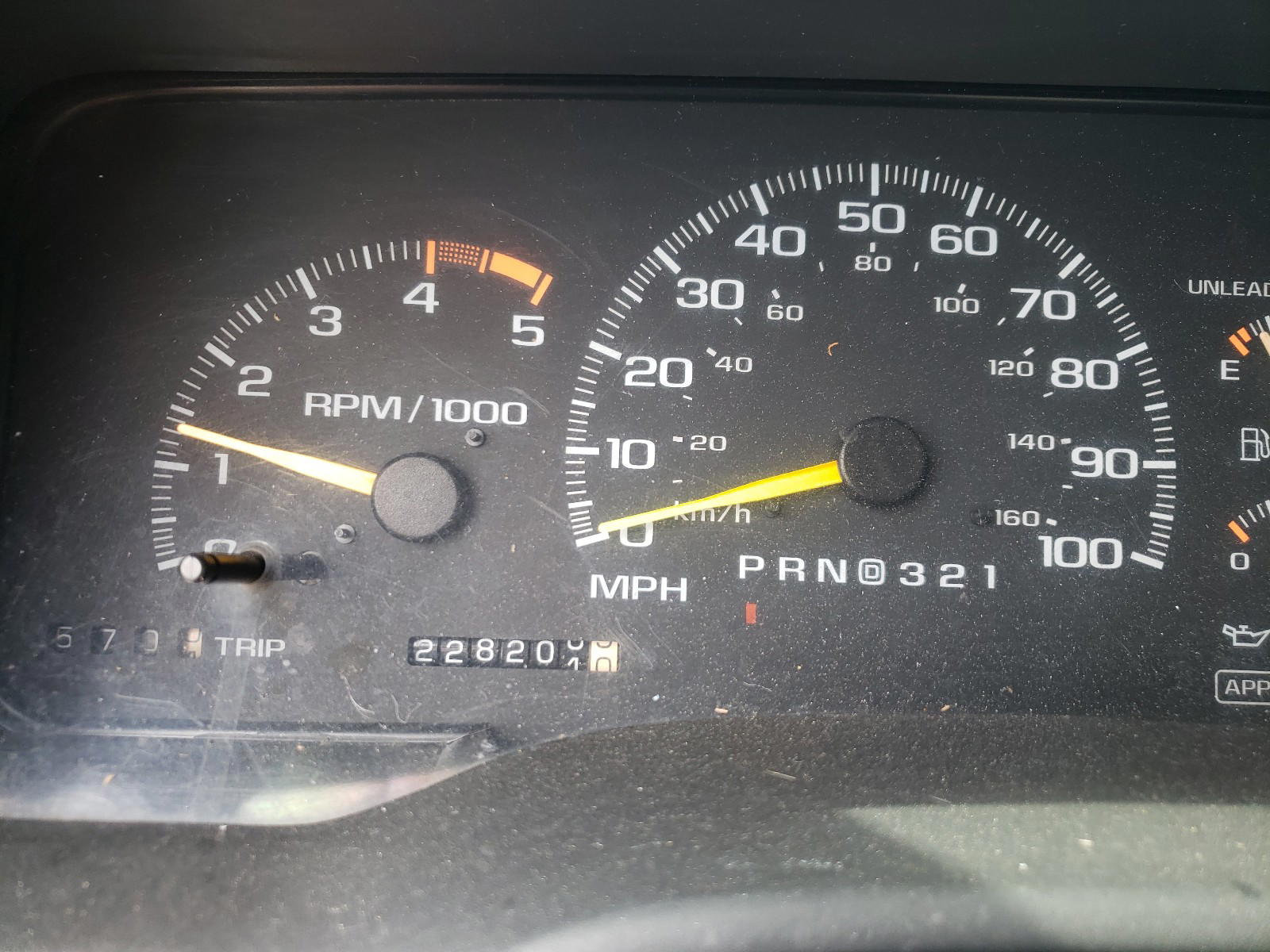 Photo 8 from auction – 1995 CHEVROLET GMT-400 C1 with VIN 2GCEC19H0S1235324