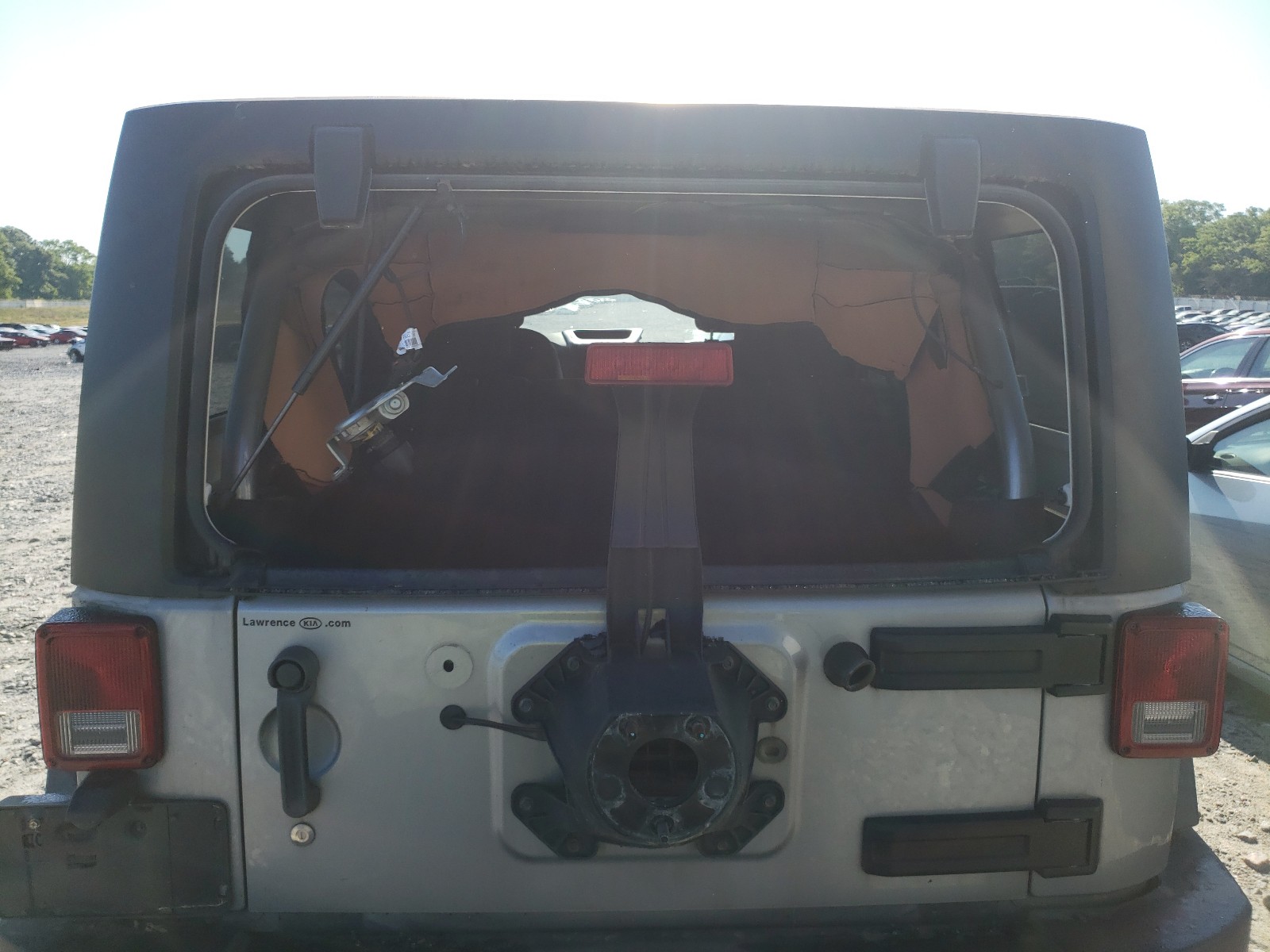 Photo 9 from auction – 2014 JEEP WRANGLER U with VIN 1C4BJWDG6EL277192