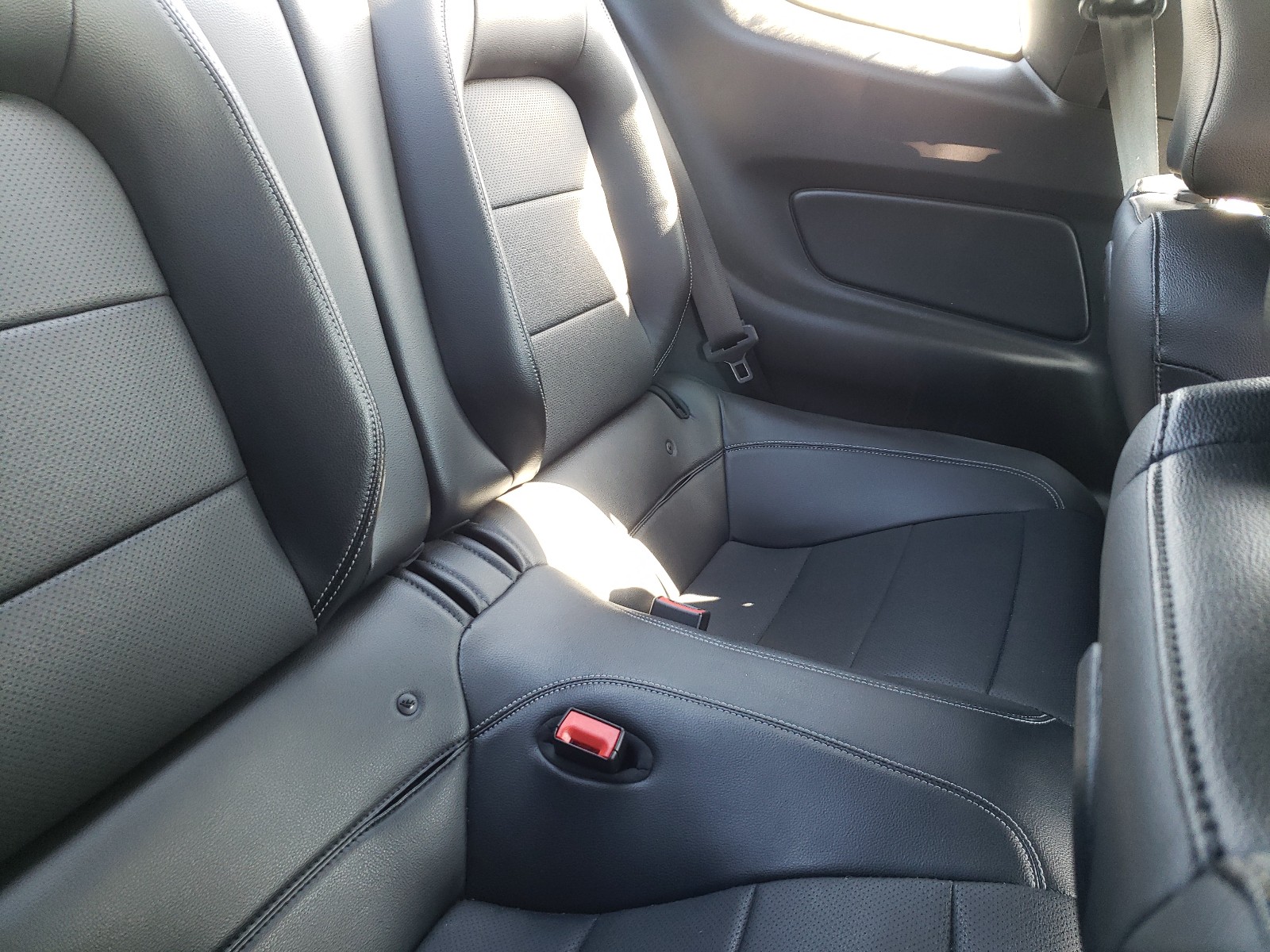 Photo 6 from auction – 2019 FORD MUSTANG with VIN 1FA6P8TH7K5172642