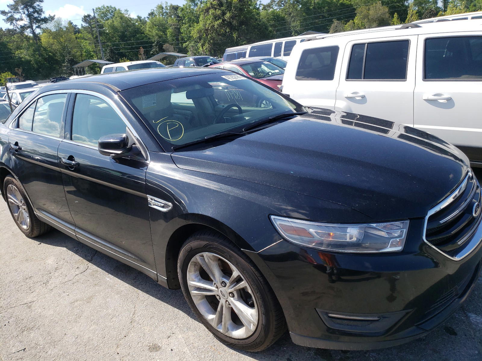 Photo 9 from auction – 2013 FORD TAURUS SEL with VIN 1FAHP2E82DG234894