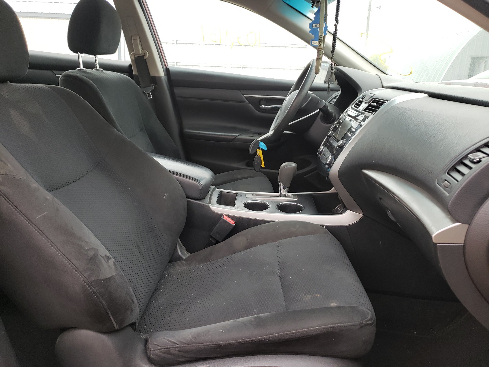 Photo 5 from auction – 2015 NISSAN ALTIMA 2.5 with VIN 1N4AL3AP3FN892920