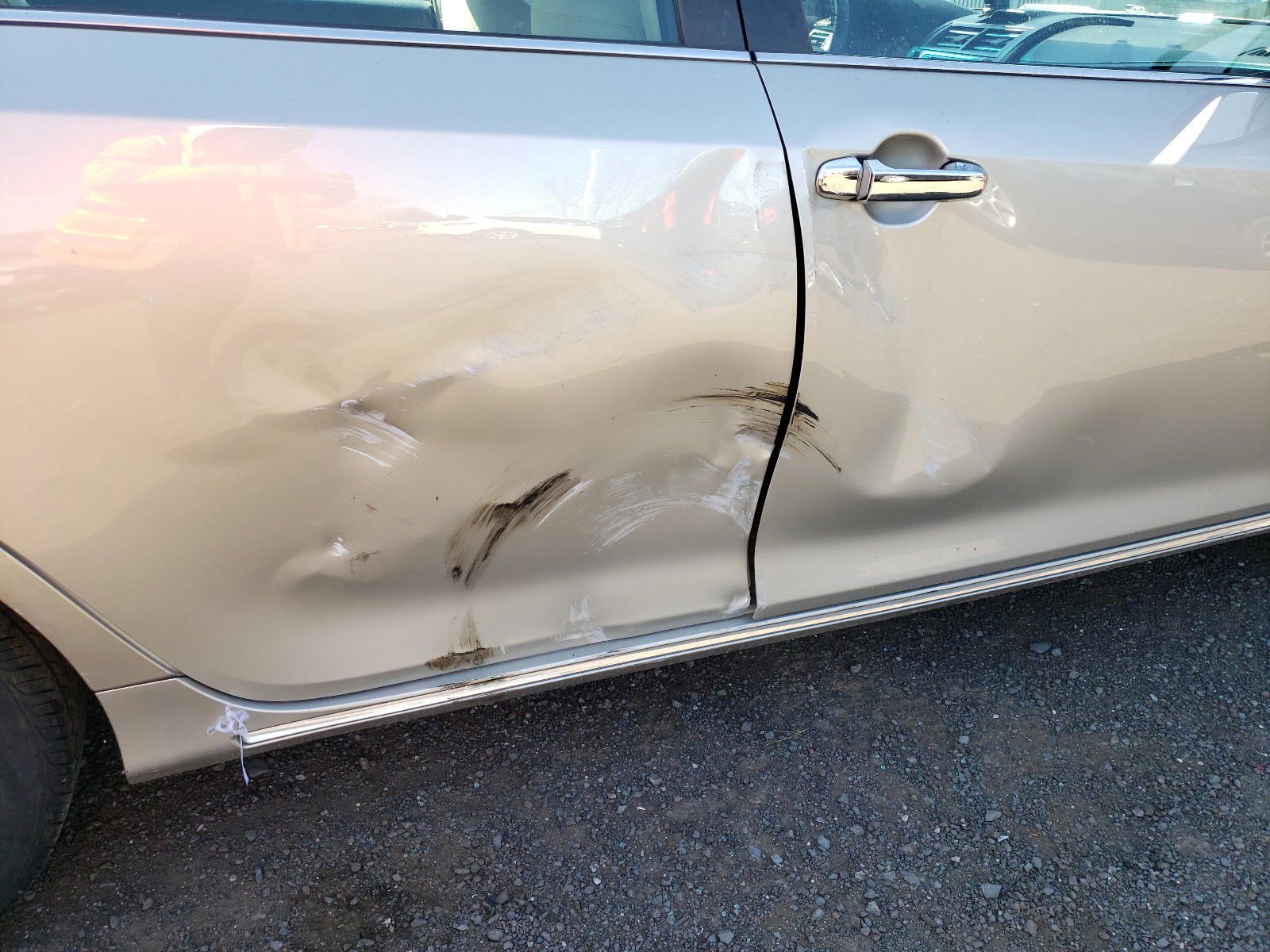 Photo 9 from auction – 2014 TOYOTA CAMRY L with VIN 4T4BF1FK2ER360359