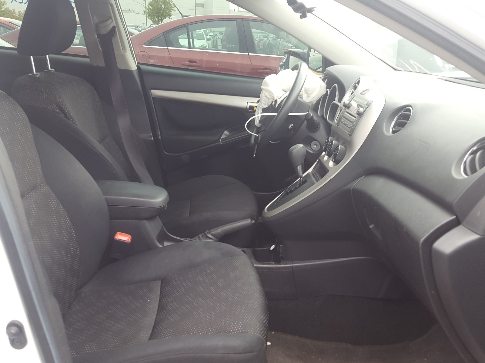 Photo 5 from auction – 2009 PONTIAC VIBE with VIN 5Y2SP678X9Z405682