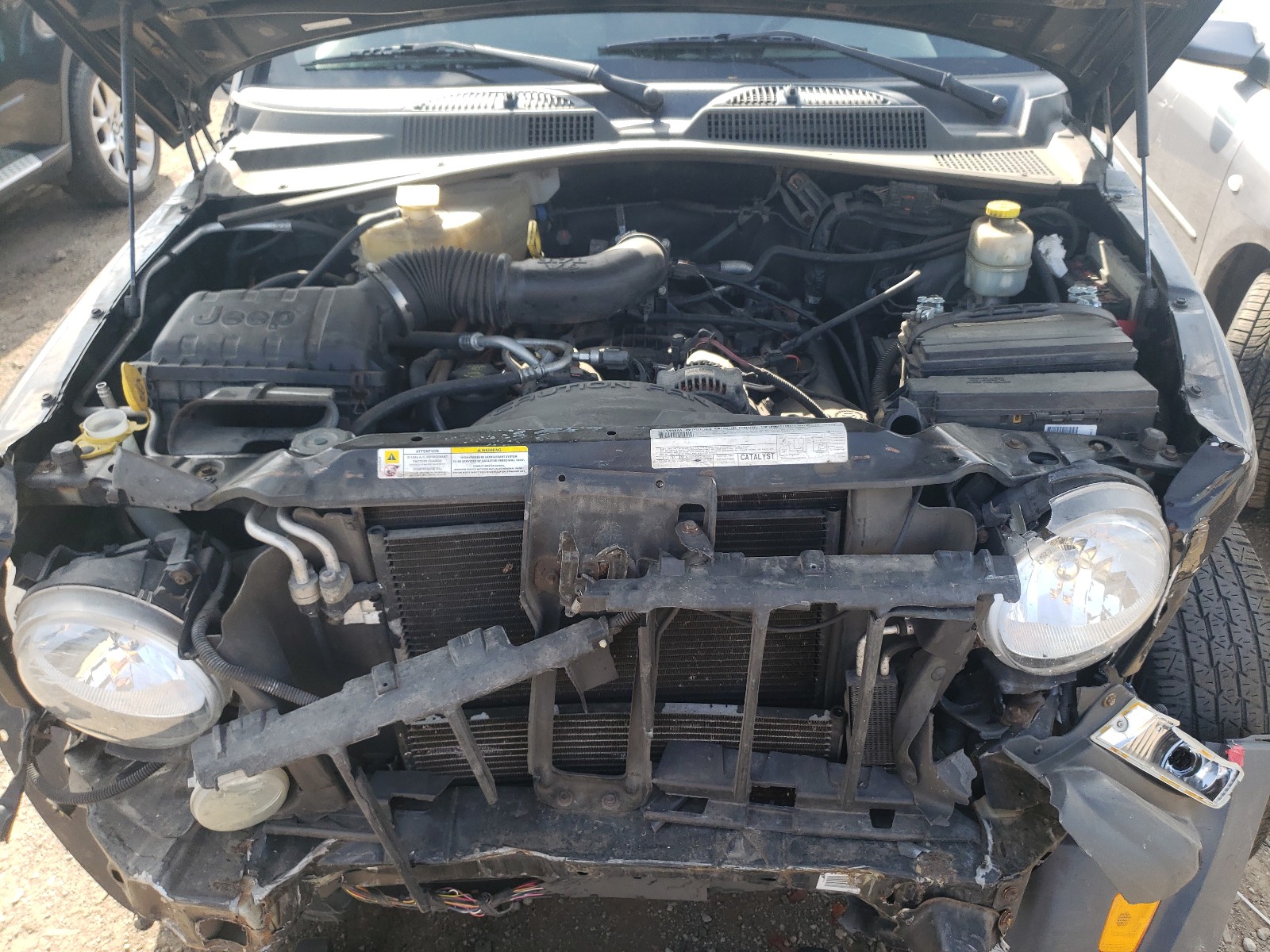 Photo 7 from auction – 2007 JEEP LIBERTY SP with VIN 1J4GL48K07W530165