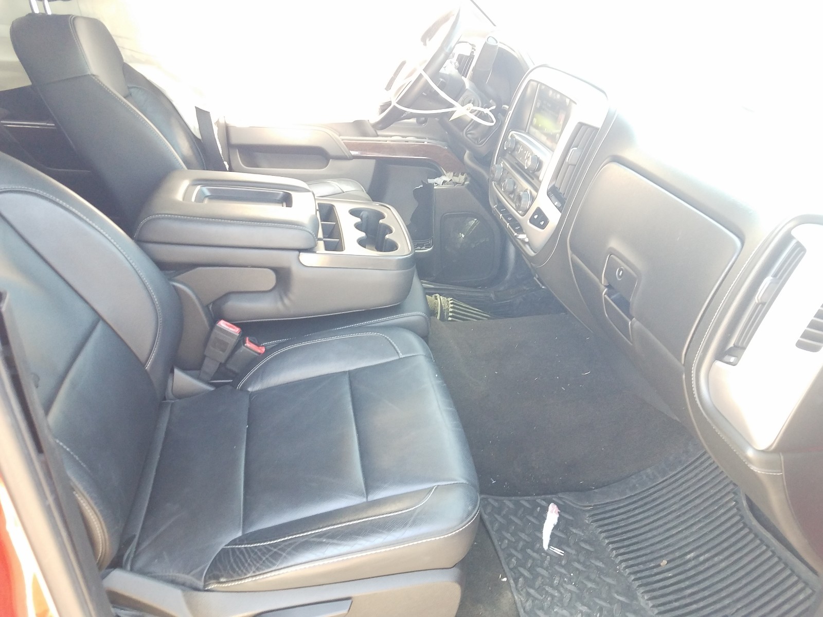 Photo 5 from auction – 2015 GMC SIERRA K15 with VIN 3GTU2UEC7FG315825