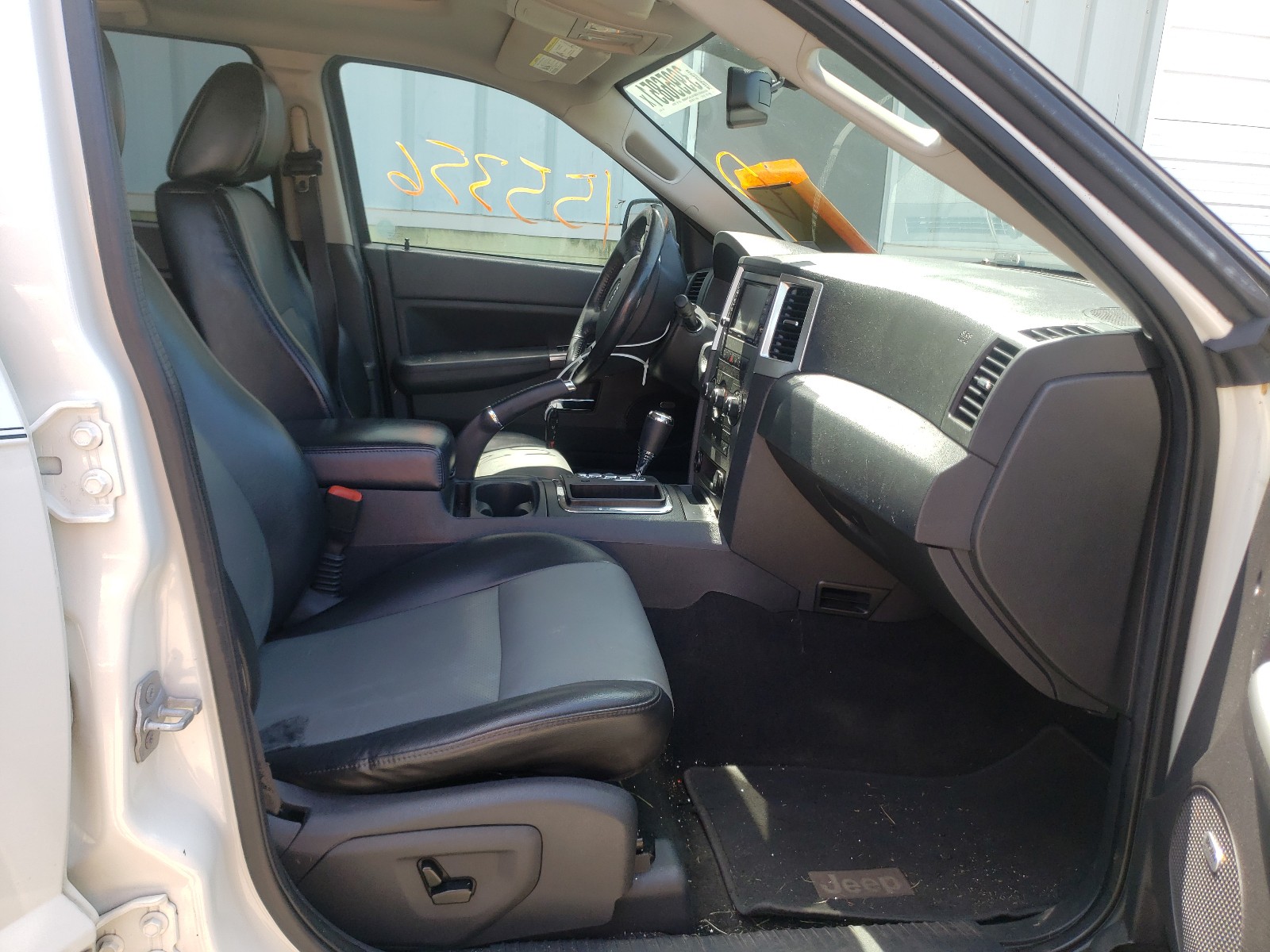 Photo 5 from auction – 2010 JEEP GRAND CHER with VIN 1J4RS4GT5AC124168