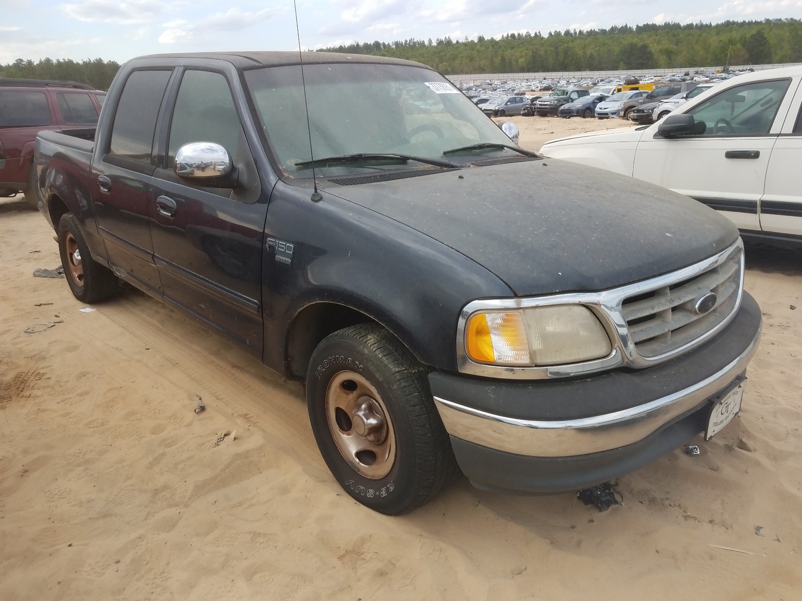 Photo 1 from auction – 2001 FORD F-150 with VIN 1FTRW07LX1KE90264