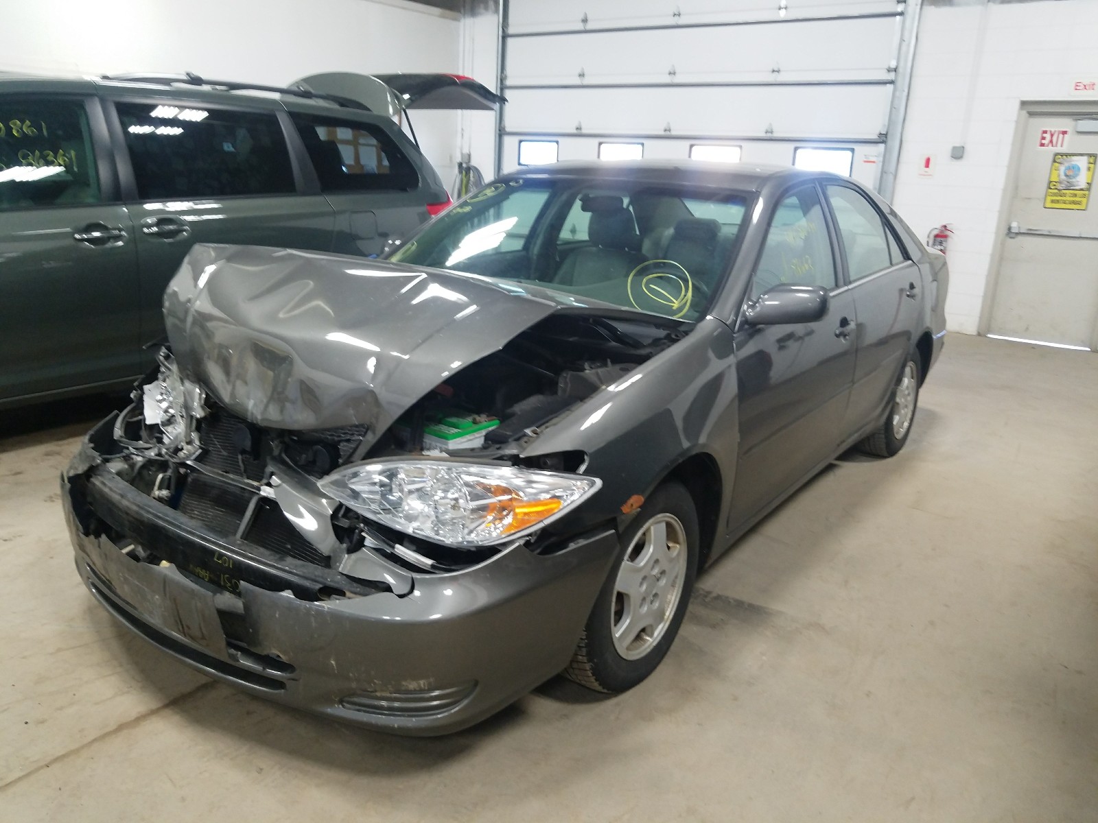 Photo 2 from auction – 2003 TOYOTA CAMRY LE with VIN 4T1BF30K13U563528