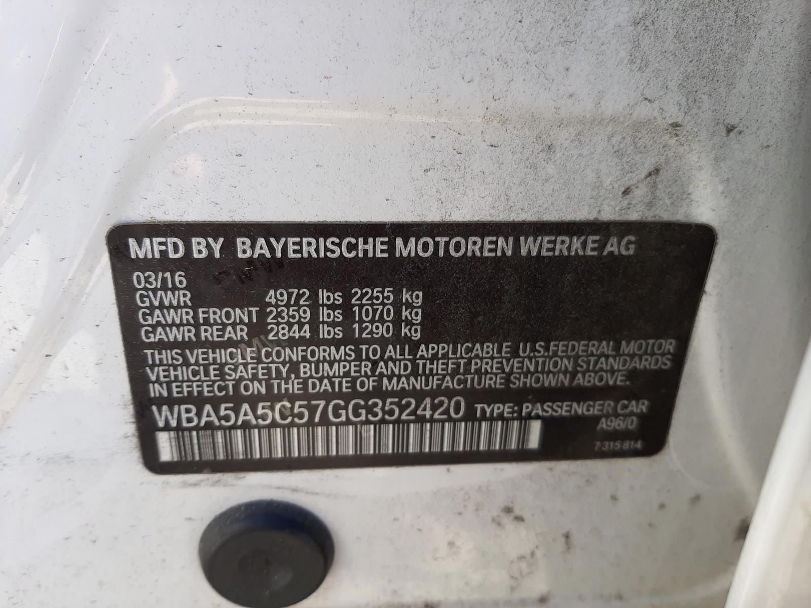 Photo 10 from auction – 2016 BMW 528 I with VIN WBA5A5C57GG352420