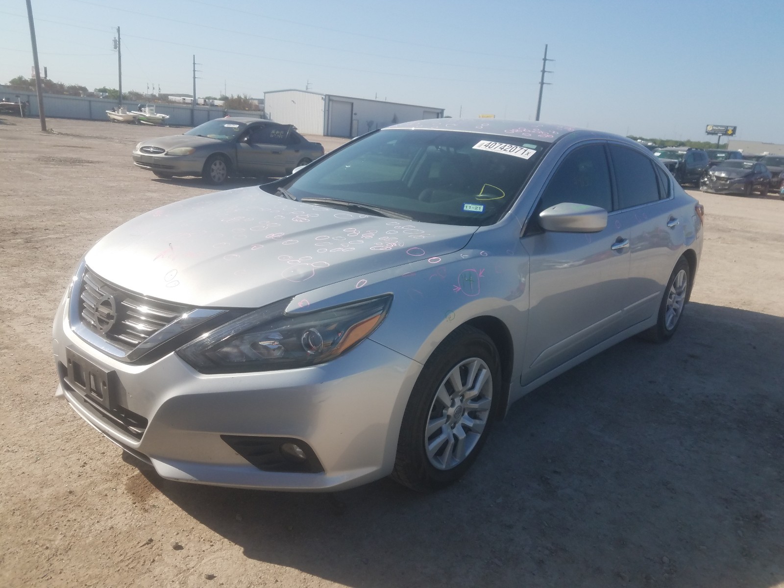 Photo 2 from auction – 2017 NISSAN ALTIMA 2.5 with VIN 1N4AL3AP2HC158008