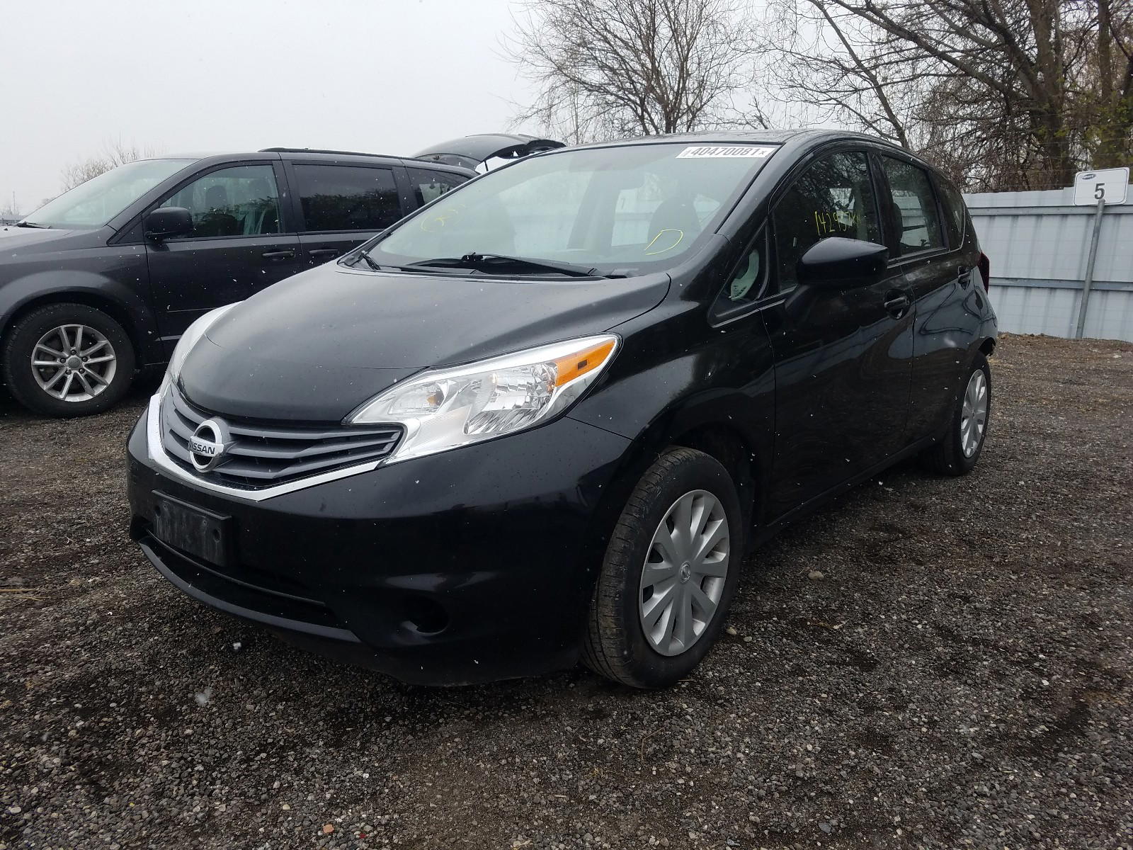 Photo 2 from auction – 2016 NISSAN VERSA NOTE with VIN 3N1CE2CP7GL398147