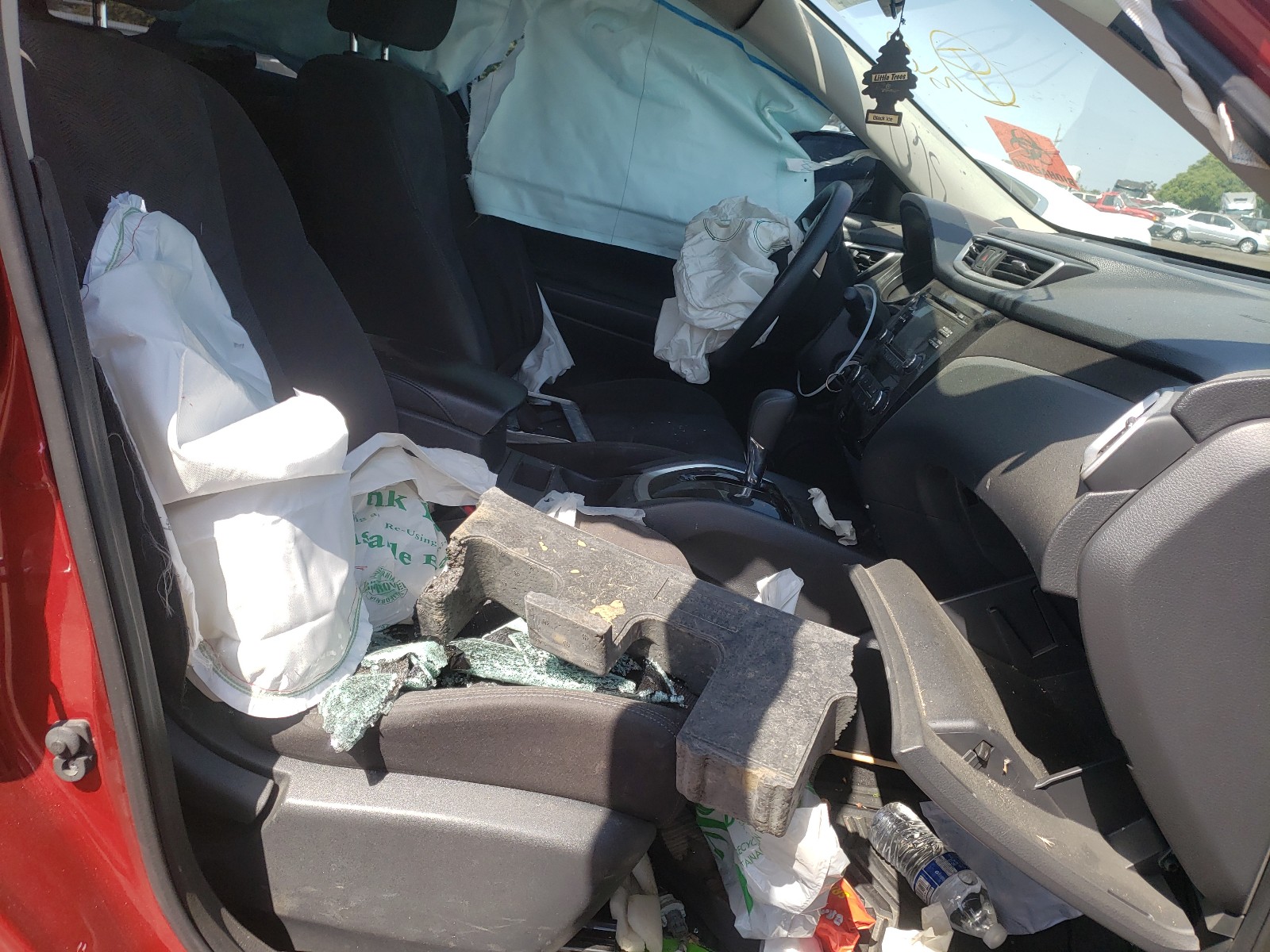 Foto 5 de la subasta – 2016 NISSAN ROGUE S con VIN KNMAT2MT7GP605663