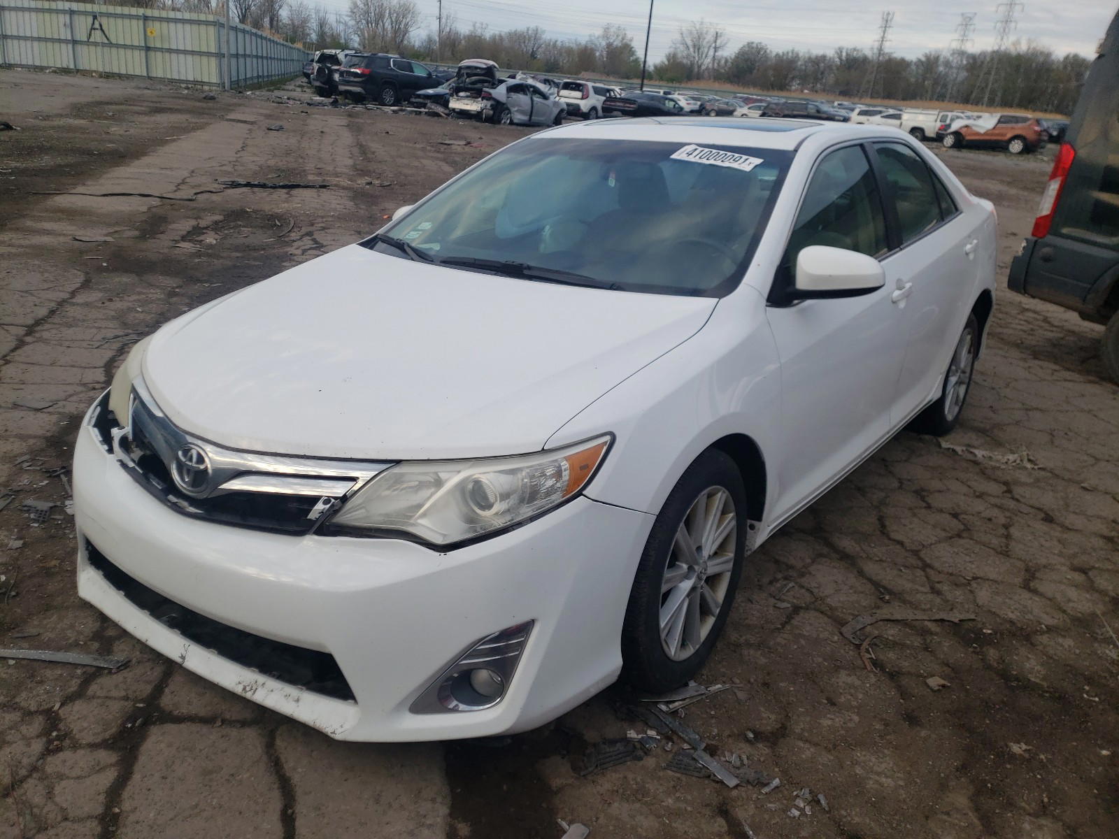 Photo 2 from auction – 2012 TOYOTA CAMRY BASE with VIN 4T1BF1FKXCU155458