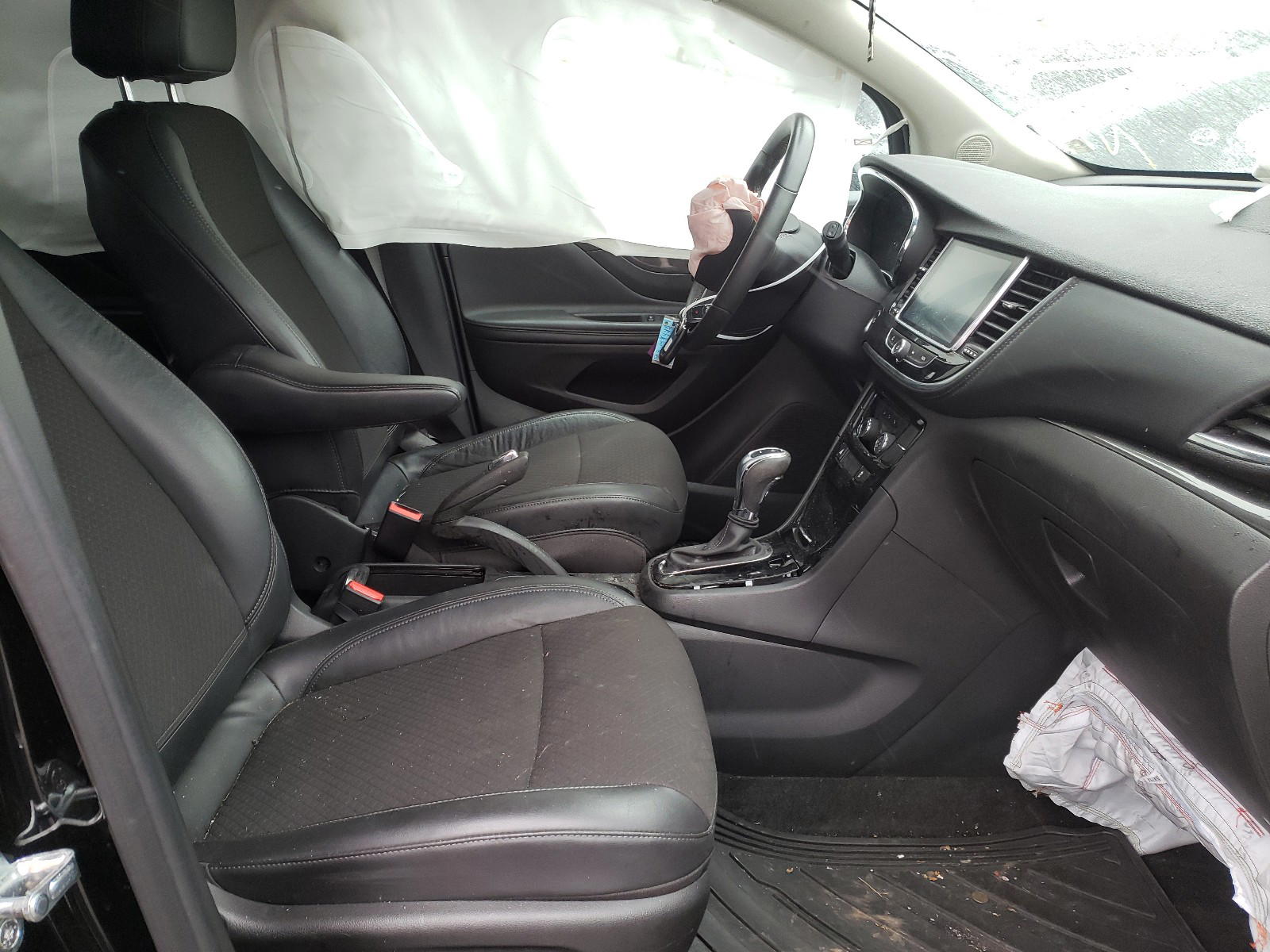 Photo 5 from auction – 2017 BUICK ENCORE PRE with VIN KL4CJESB4HB254326