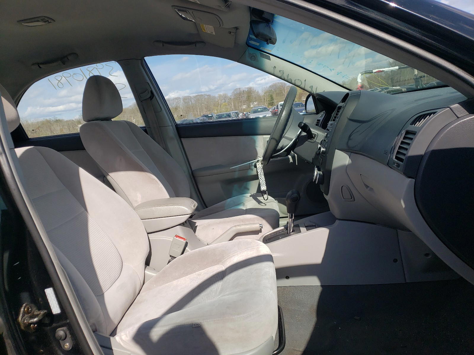 Photo 5 from auction – 2007 KIA SPECTRA EX with VIN KNAFE122175392447