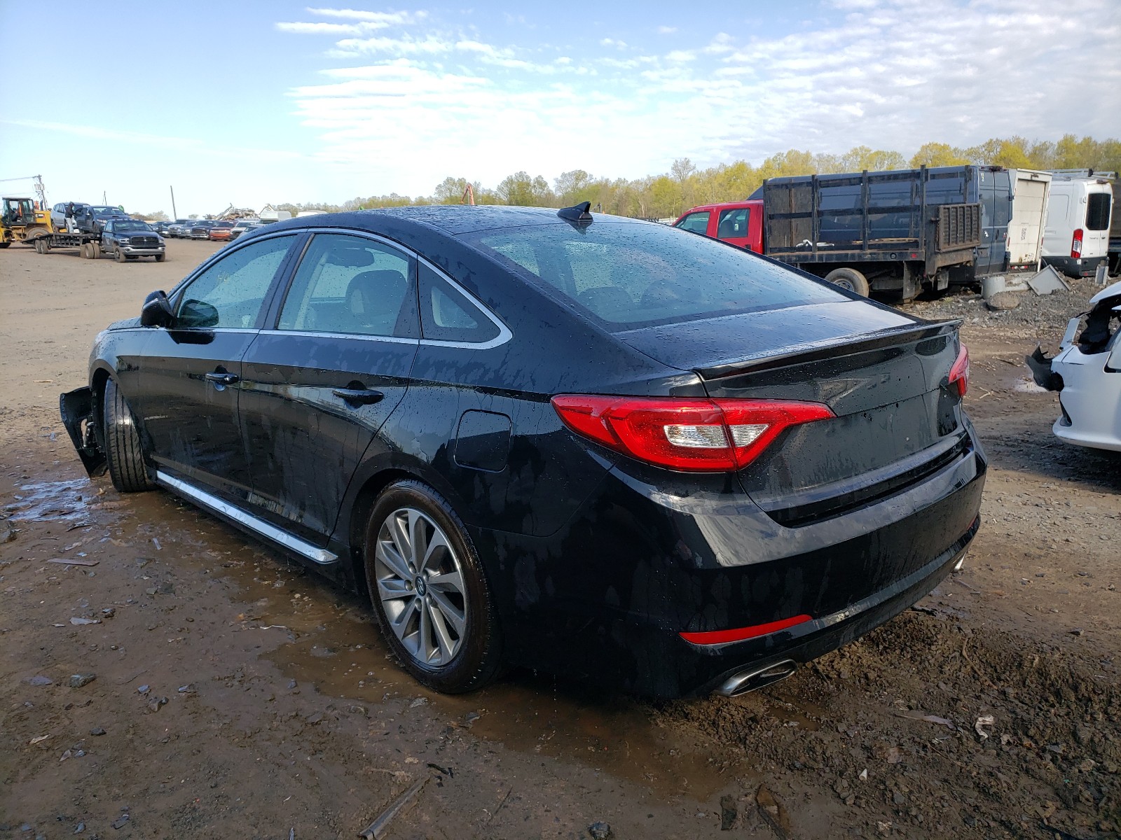 Photo 3 from auction – 2016 HYUNDAI SONATA SPO with VIN 5NPE34AF4GH312911