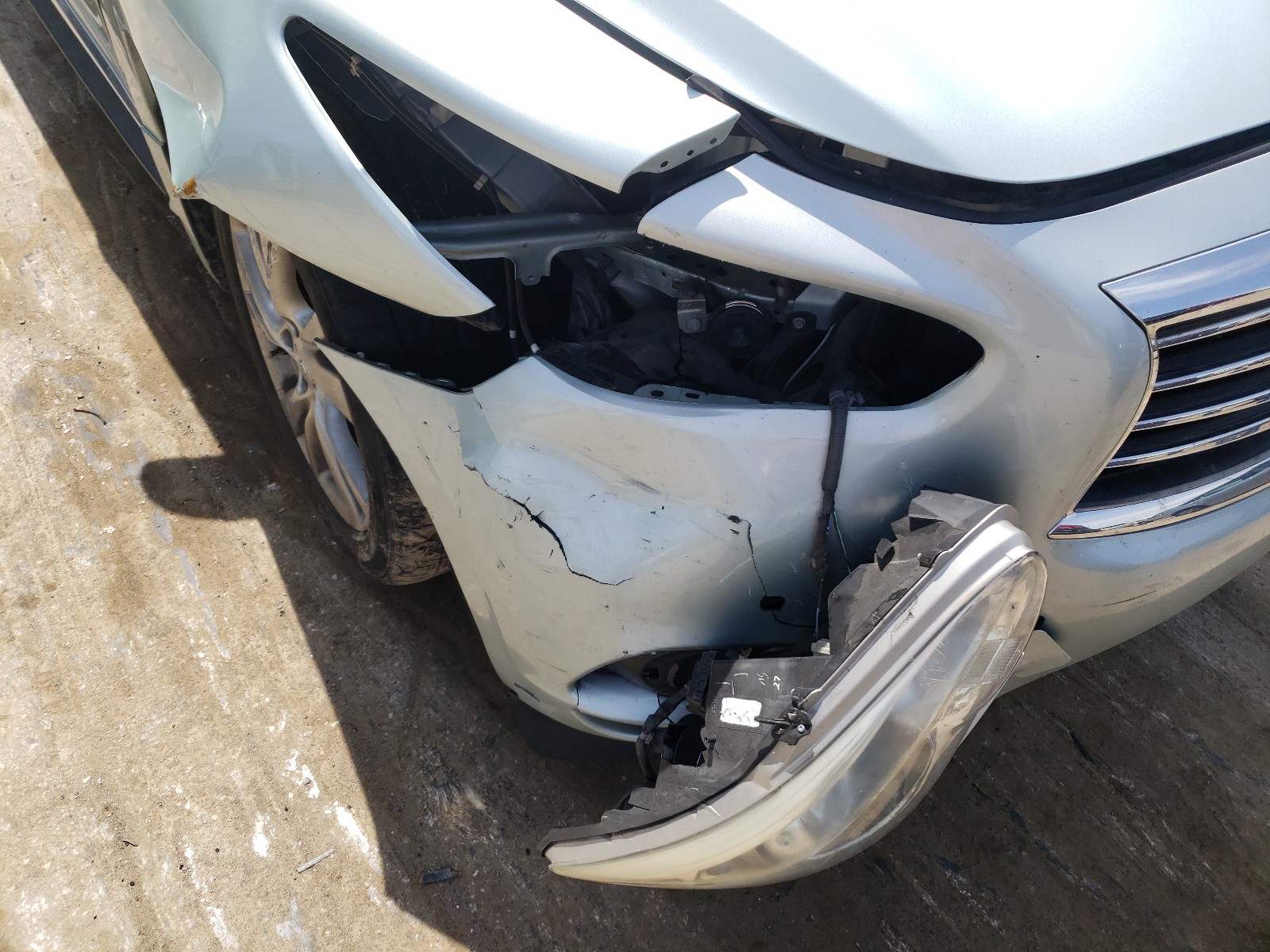 Photo 9 from auction – 2013 INFINITI JX35 with VIN 5N1AL0MN7DC332308