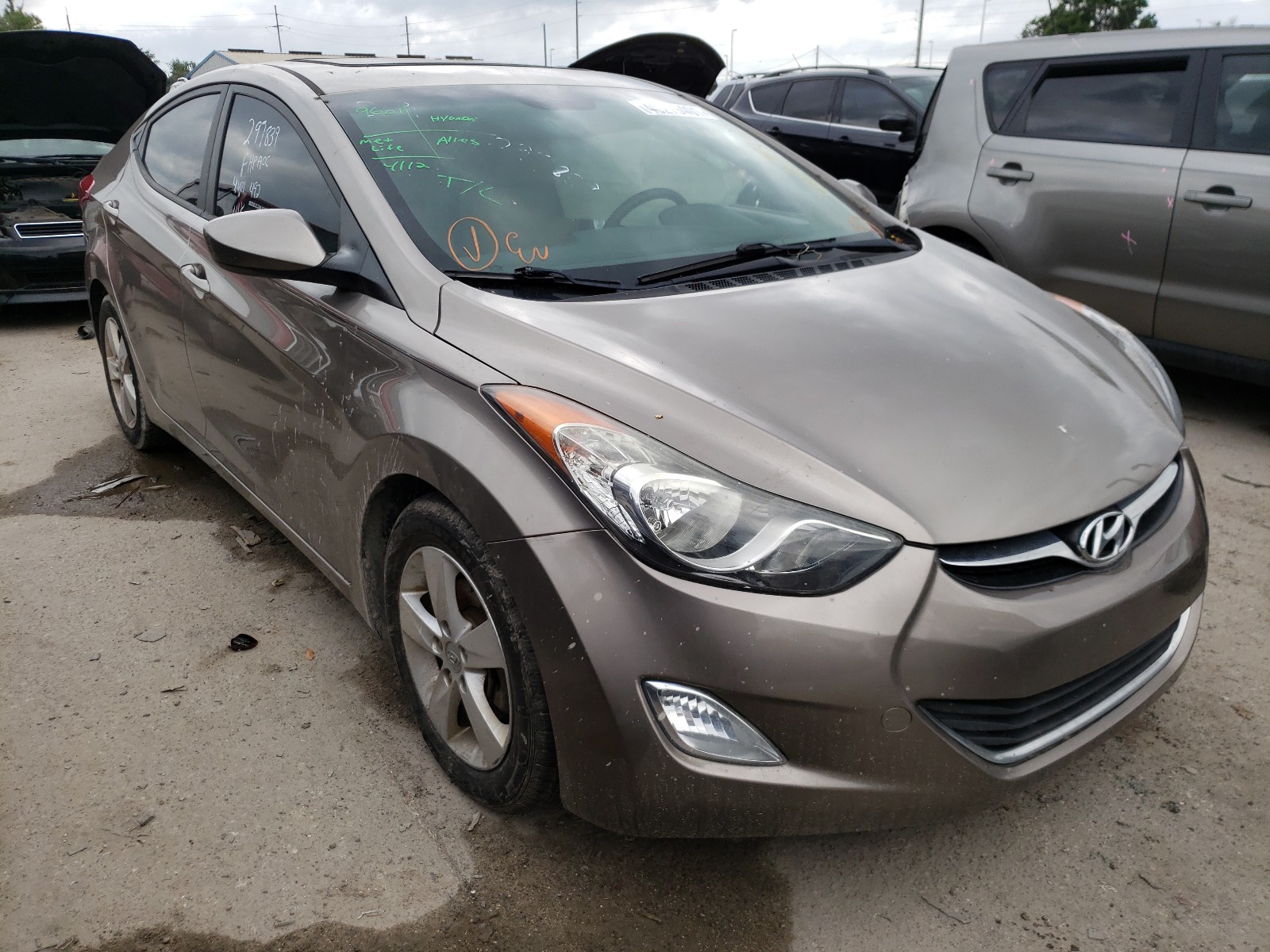 HYUNDAI ELANTRA GL 2013 with VIN 5NPDH4AEXDH290977 - Photo from auction