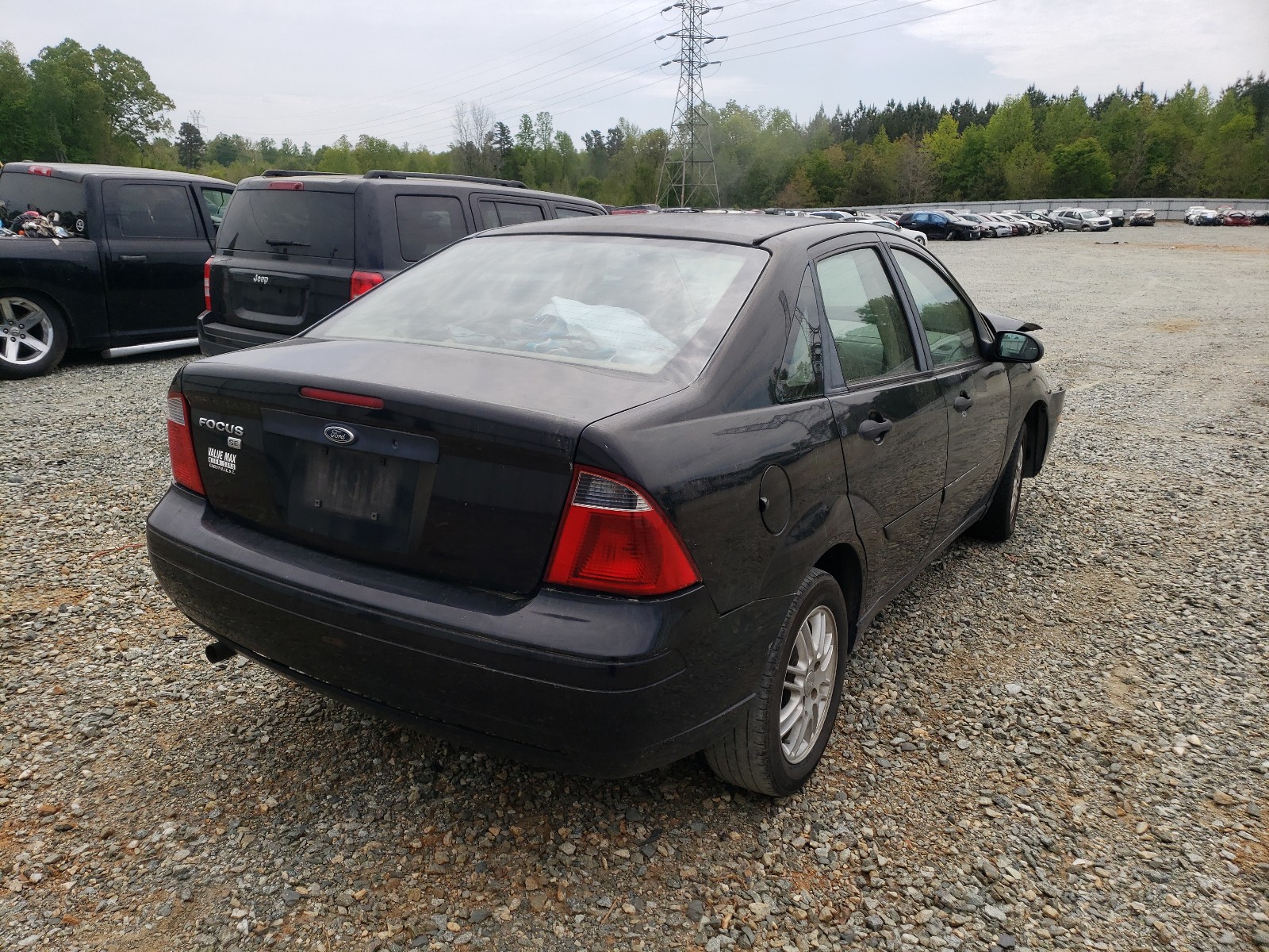 Photo 4 from auction – 2007 FORD FOCUS ZX4 with VIN 1FAFP34N77W251219