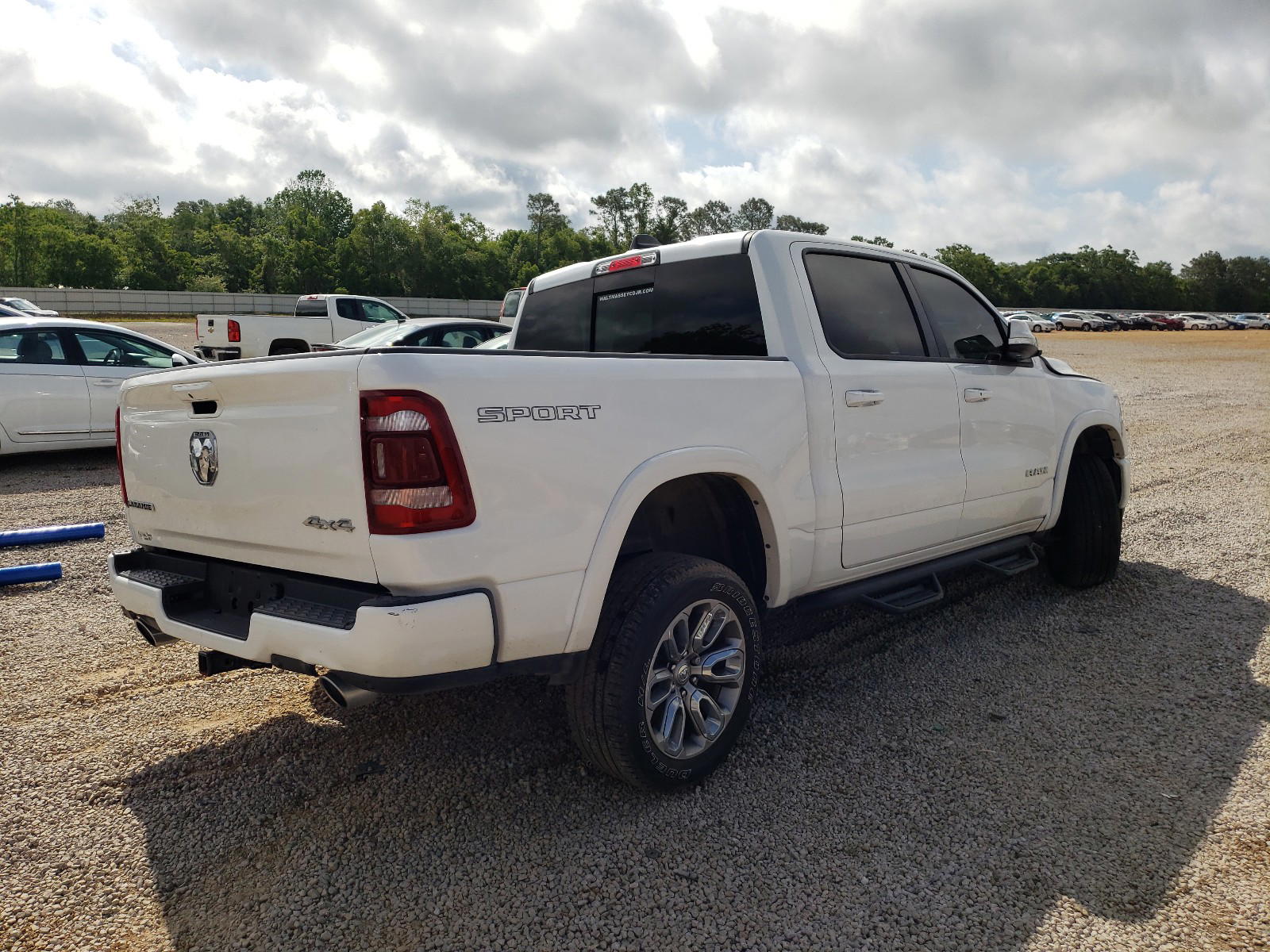 Photo 4 from auction – 2019 RAM 1500 LARAM with VIN 1C6SRFJT0KN925370